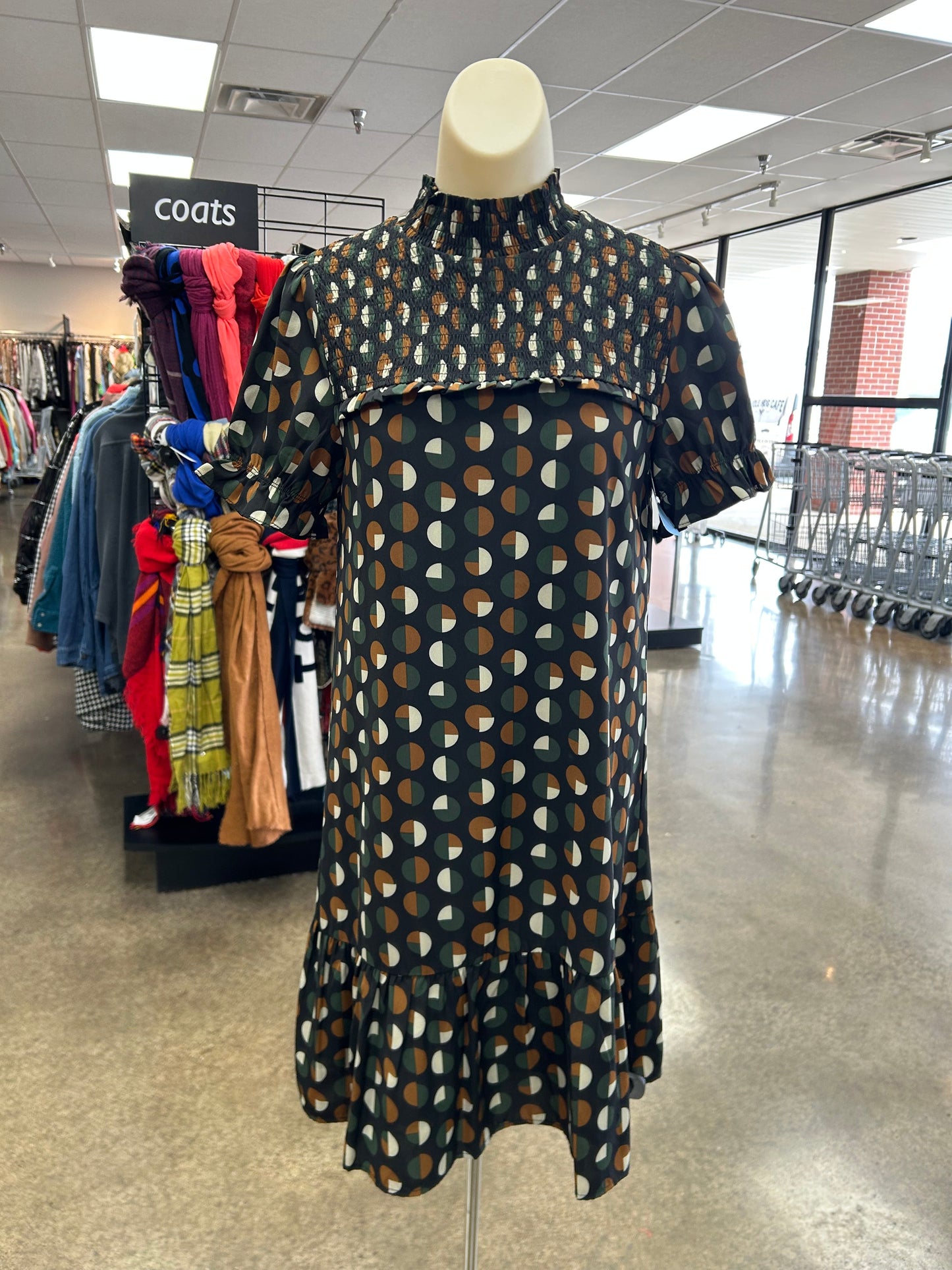 Dress Casual Short By Thml In Green & Tan, Size:S