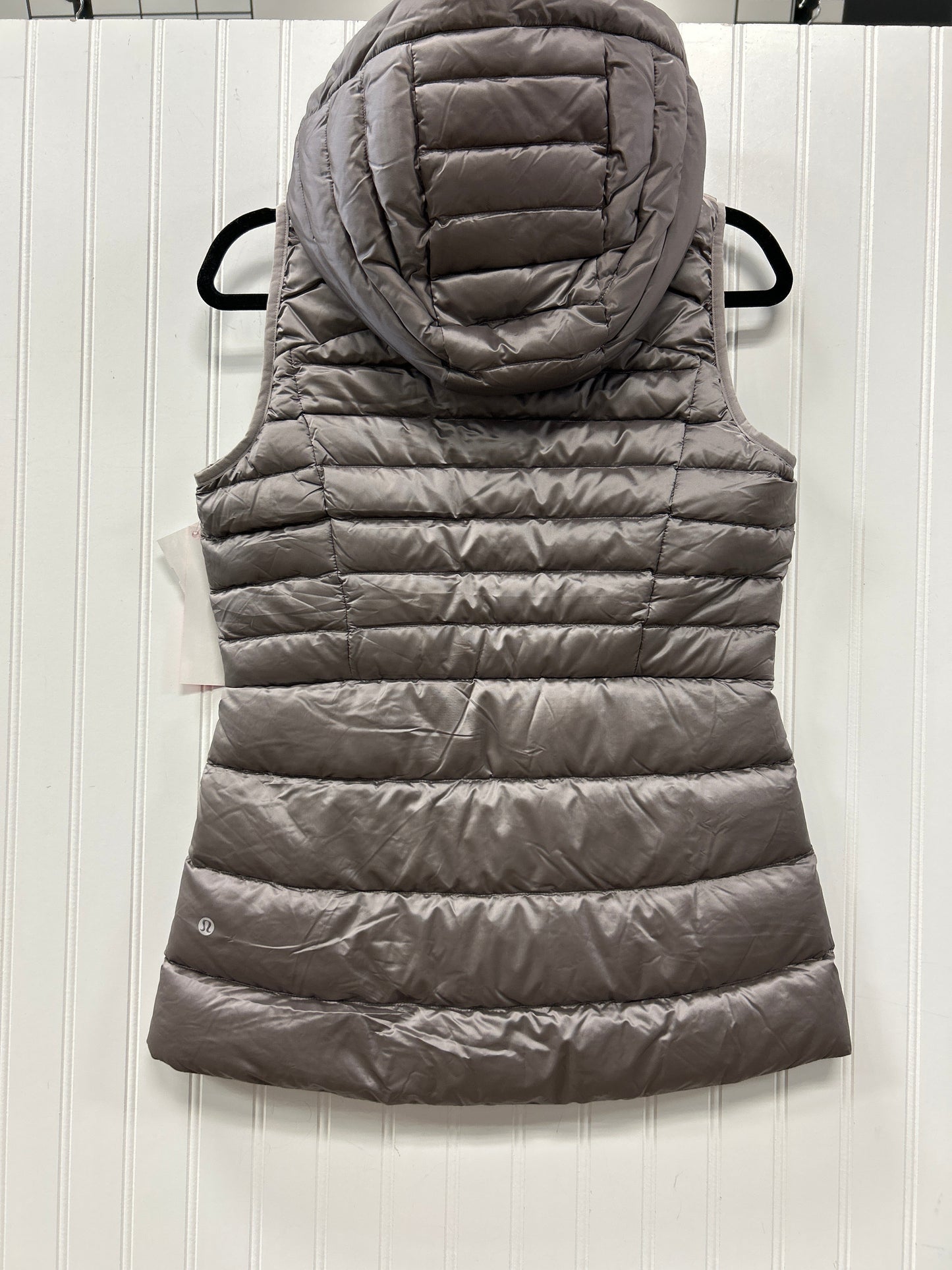 Vest Puffer & Quilted By Lululemon In Grey, Size:6
