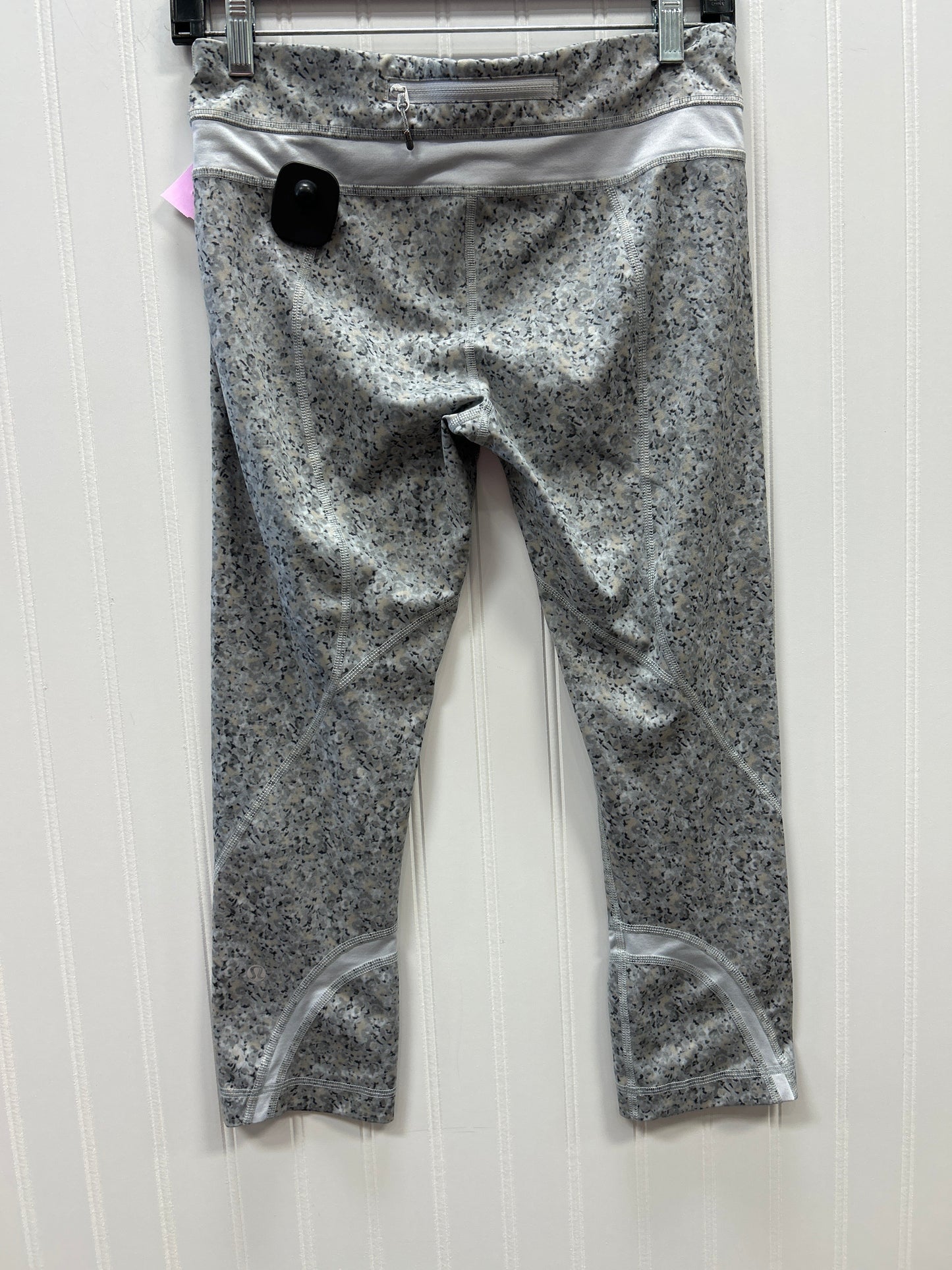 Athletic Leggings Capris By Lululemon In Grey, Size:6