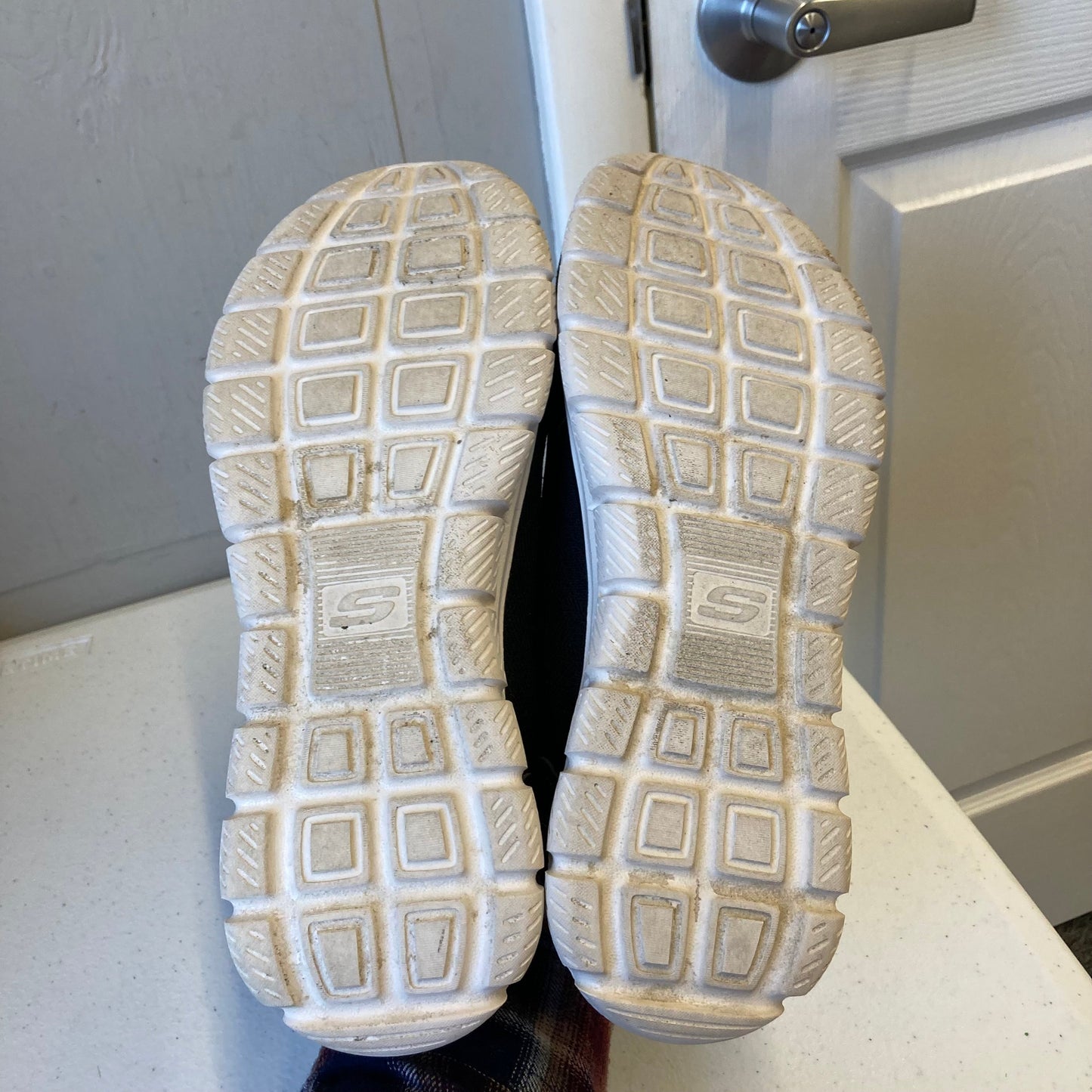 Shoes Athletic By Skechers In Black, Size:8.5