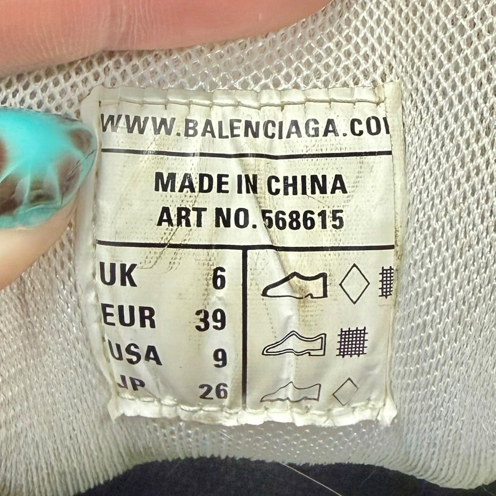 Shoes Luxury Designer By Balenciaga In White & Yellow, Size: 9