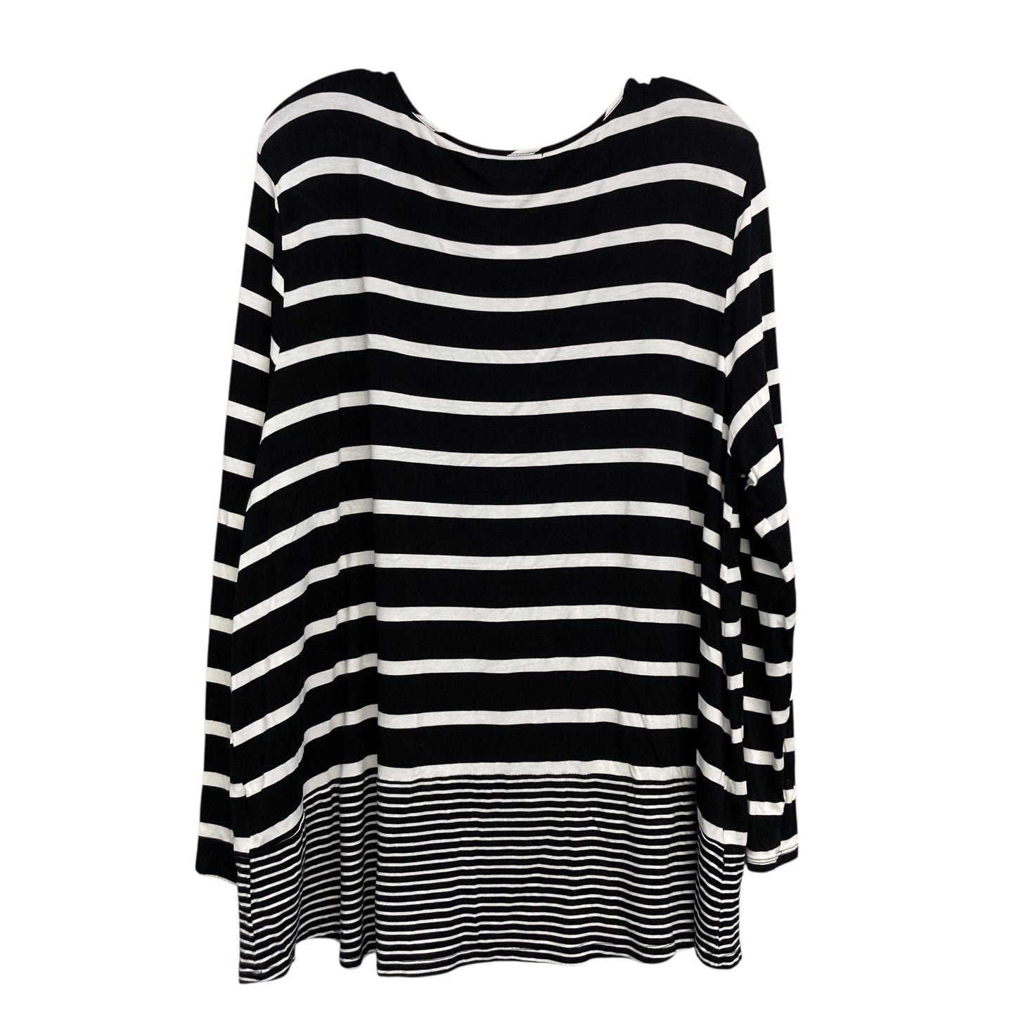 Top Ls By Olive And Oak In Black & White, Size:3X