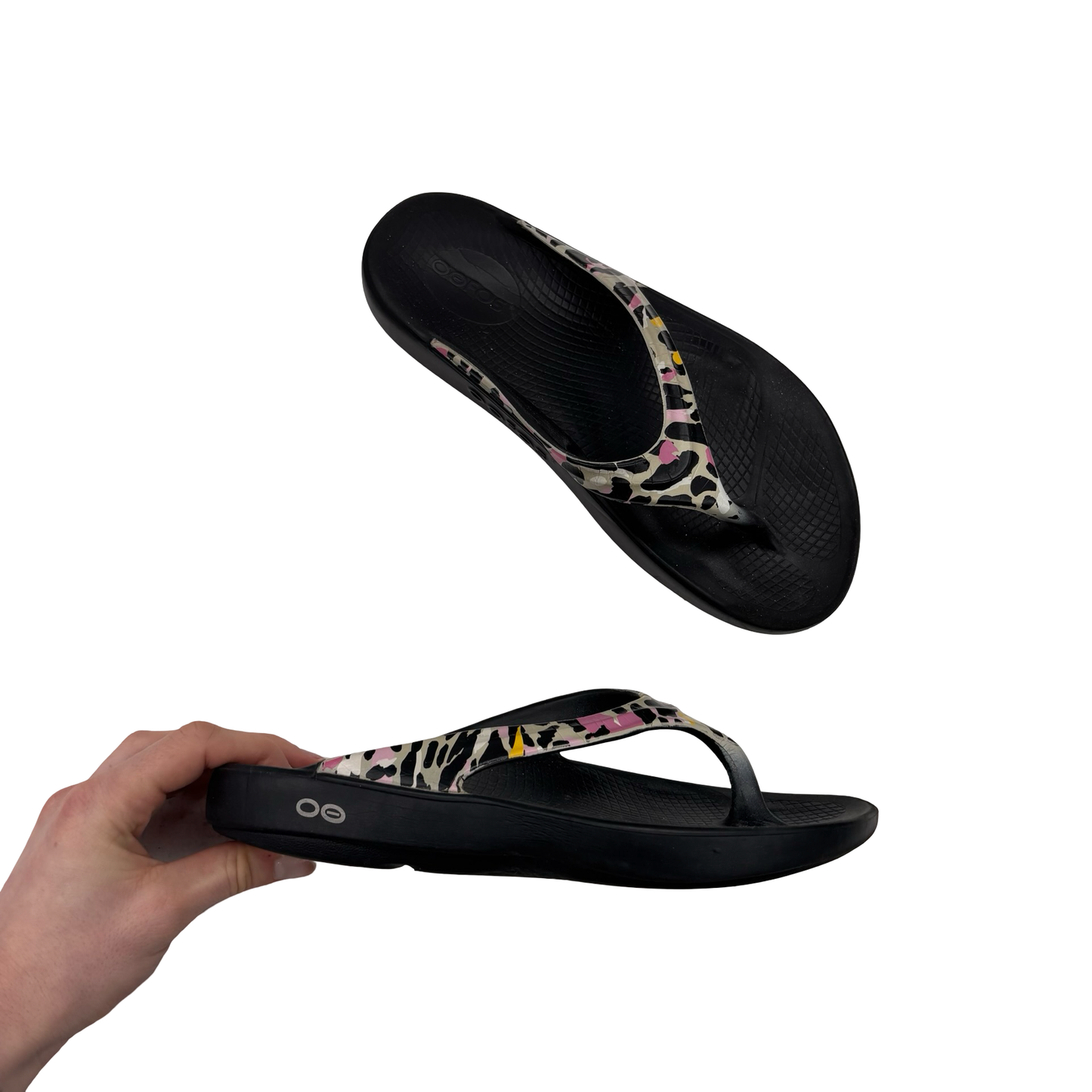 Sandals Flats By Oofos In Multi, Size:6
