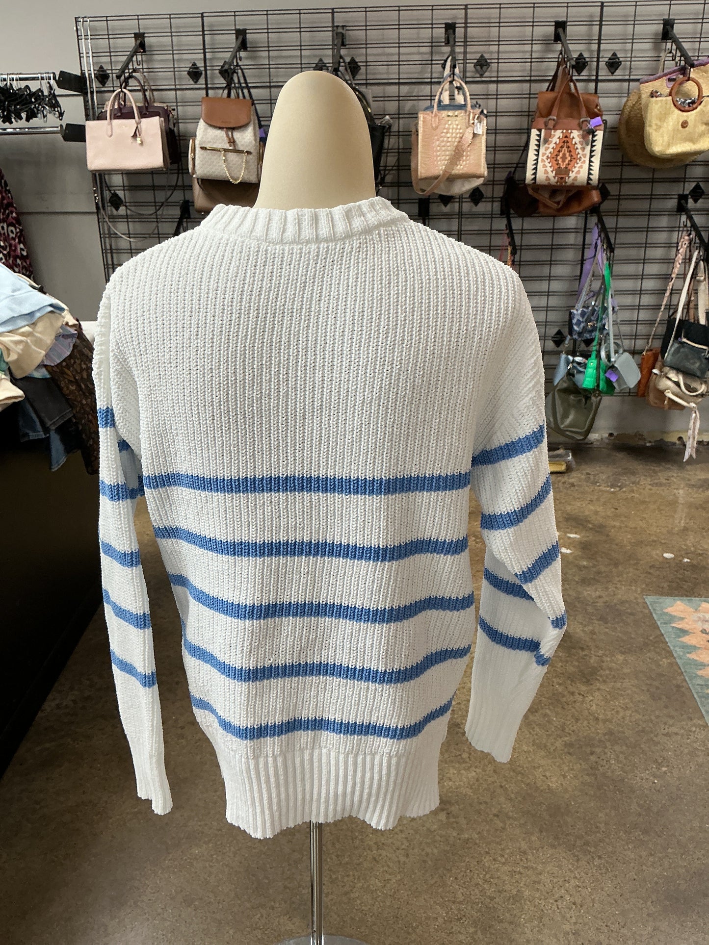 Sweater By Time And Tru In White, Size:Xs