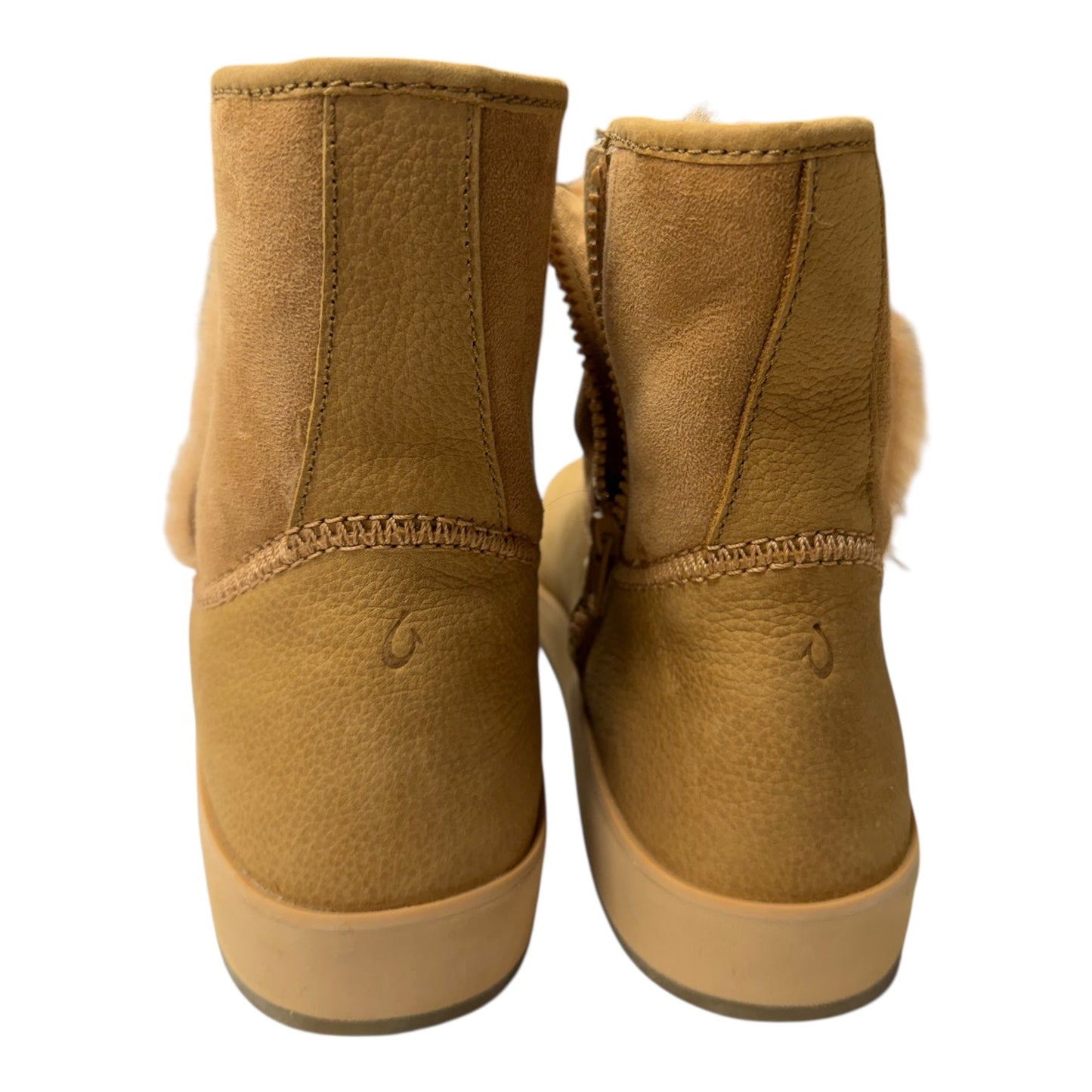 Boots Ankle Flats By Olukai In Tan, Size:9.5