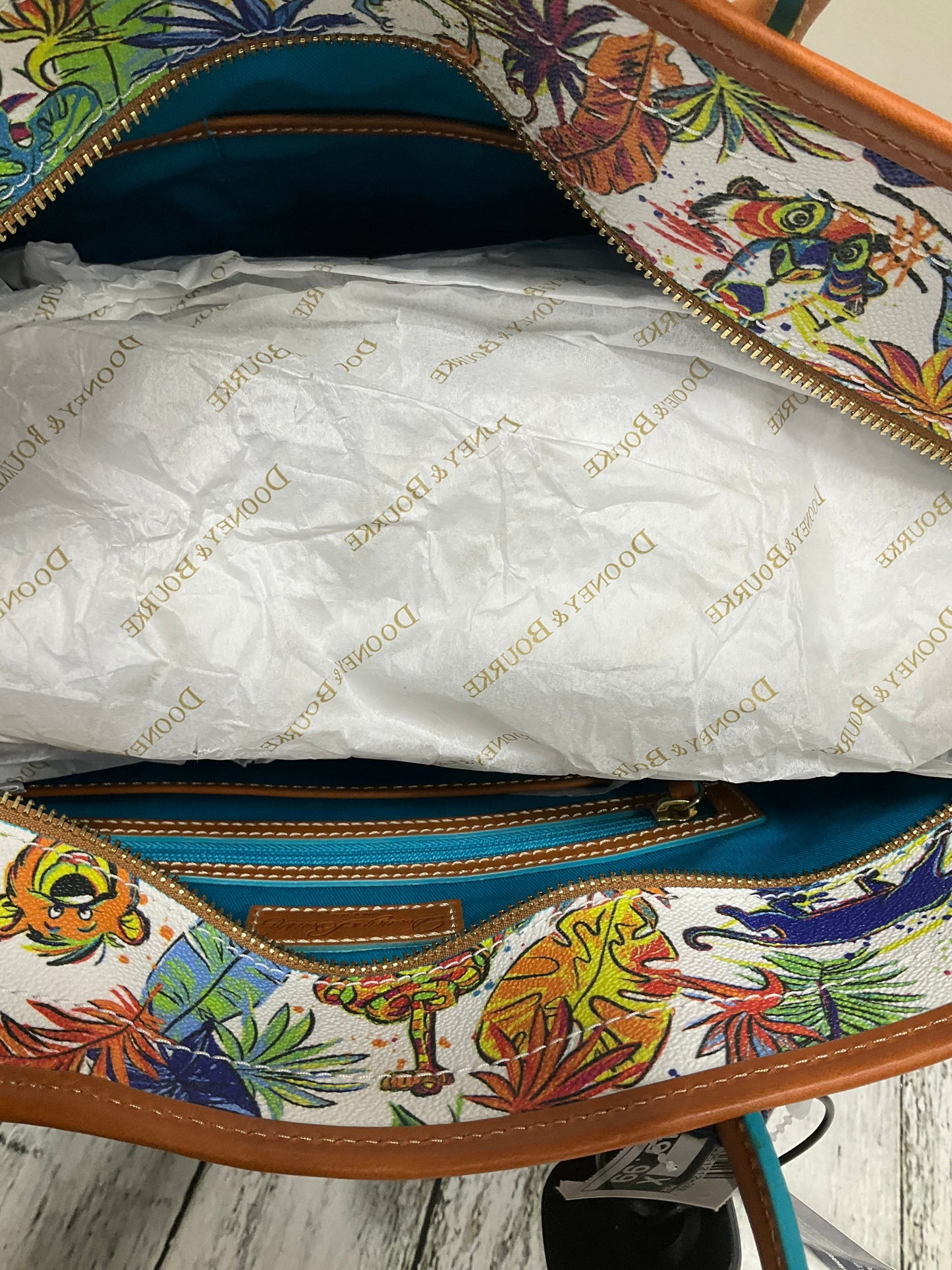 Tote Designer By Dooney And Bourke, Size: Large