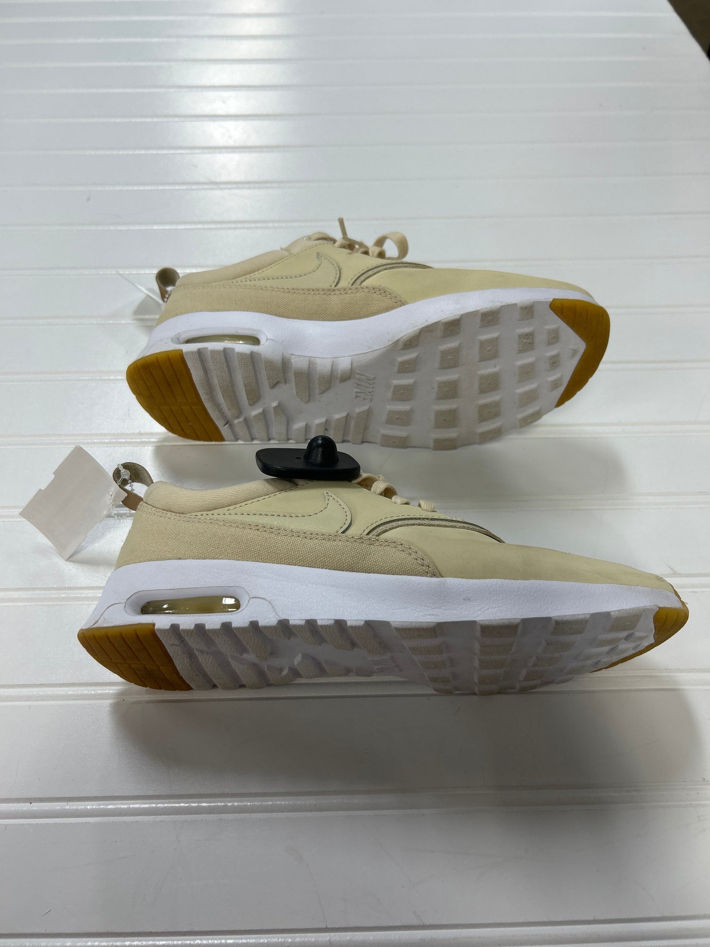 Shoes Athletic By Nike In Yellow, Size:7.5