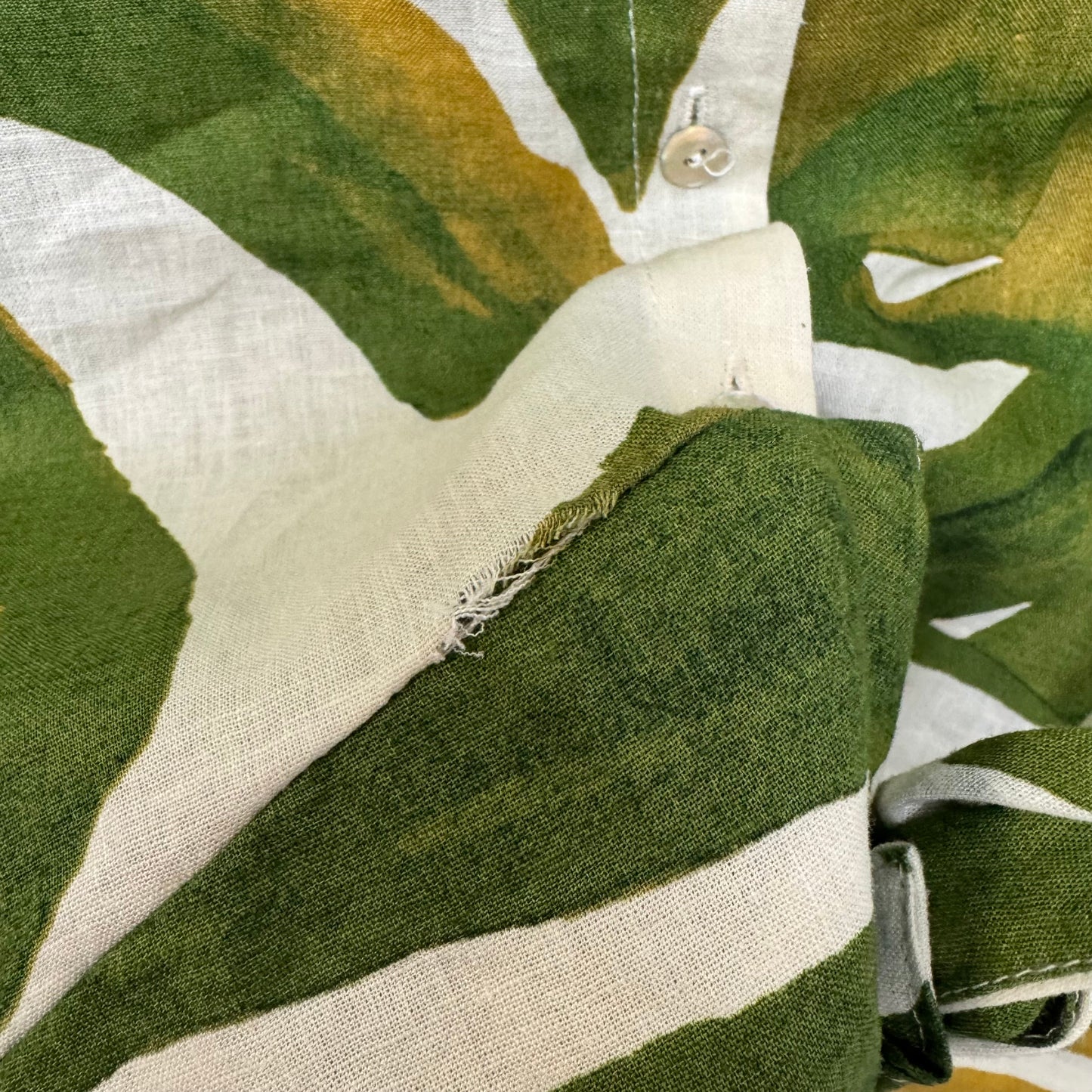 Linen Blend Top Long Sleeve By Rachel Zoe In Cream & Green, Size: L