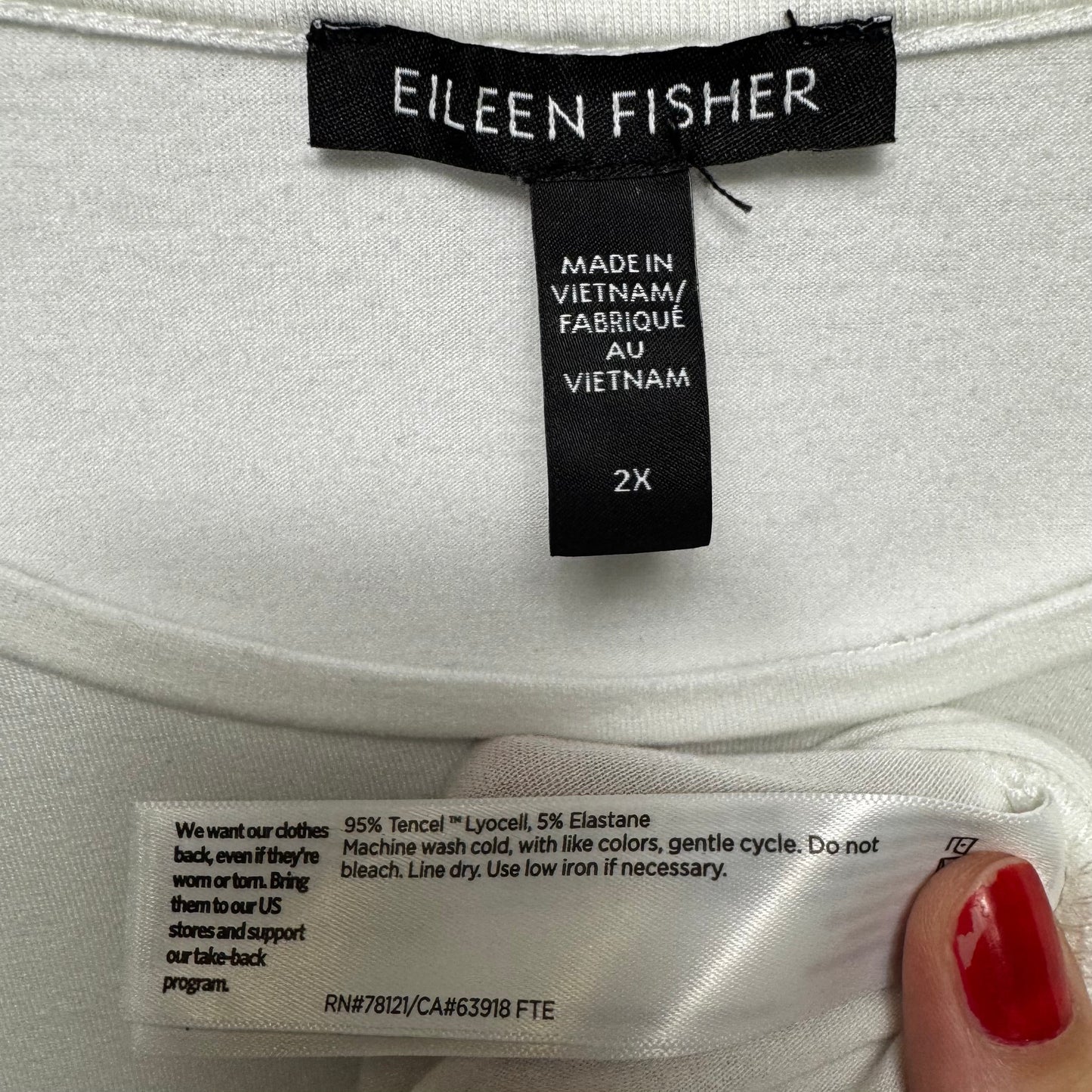 Tencel Top Sleeveless By Eileen Fisher In White, Size: 2x