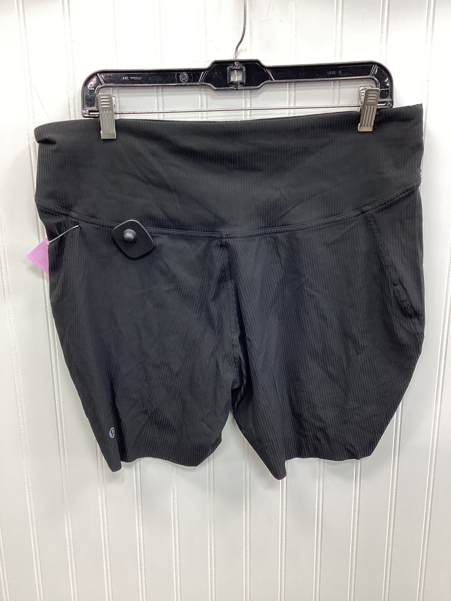 Athletic Shorts By Lululemon In Black, Size:16