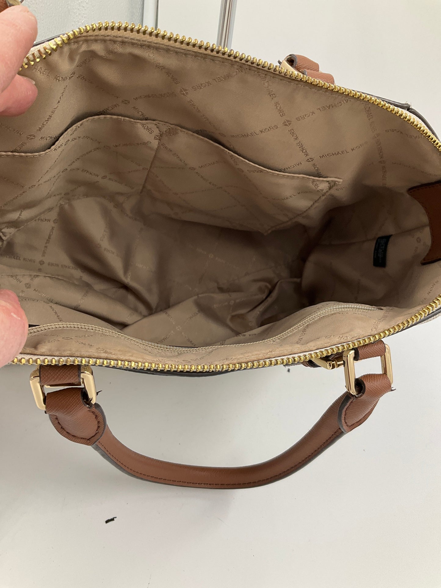 Handbag Designer By Michael Kors In Brown & White, Size:Medium