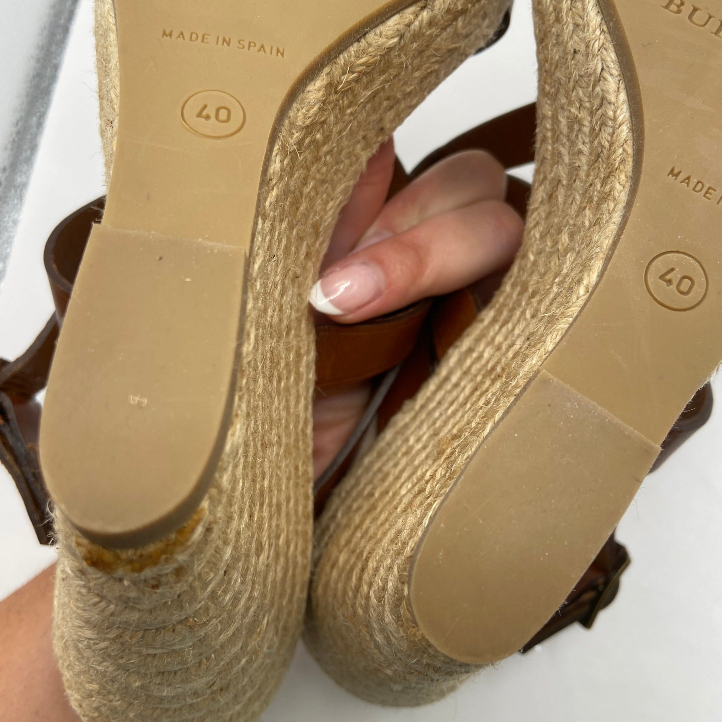 Sandals Luxury Designer By Burberry In Brown, Size: 10