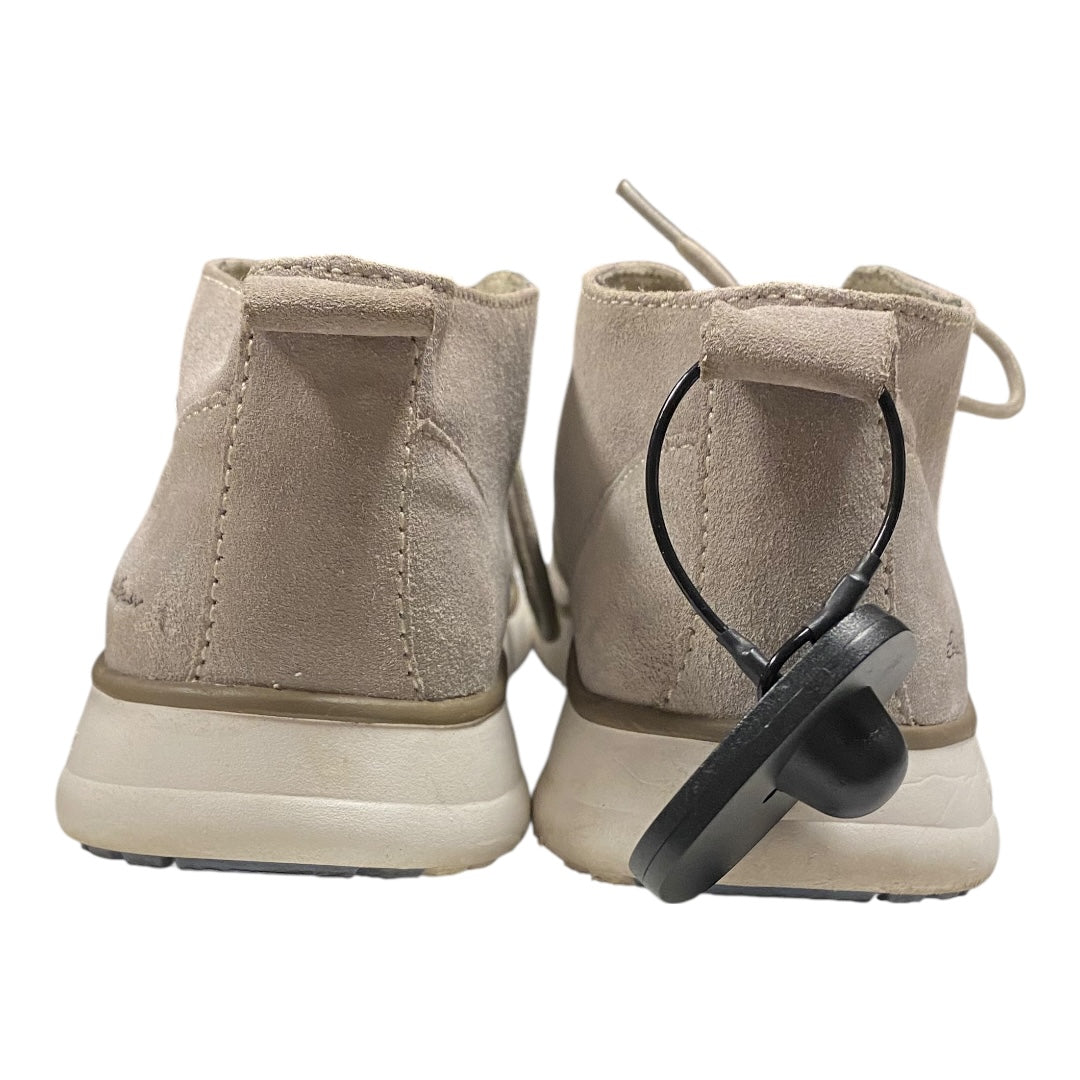 Shoes Sneakers By Eddie Bauer In Grey, Size:7.5