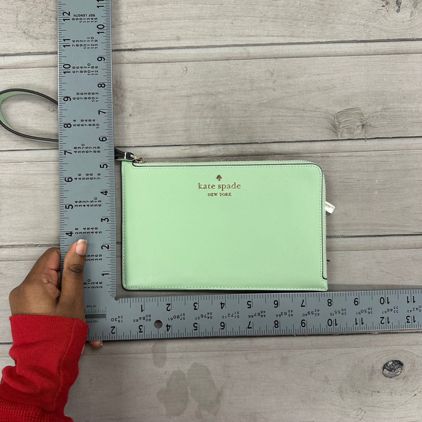 Wristlet Designer By Kate Spade, Size: Medium