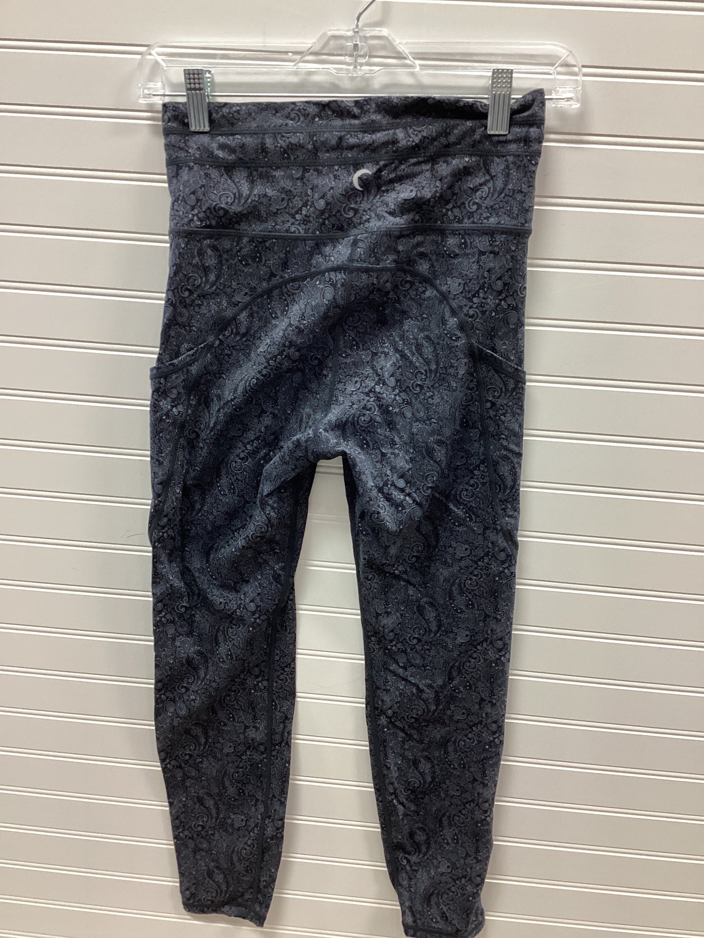 Athletic Leggings By Zyia In Grey, Size:S