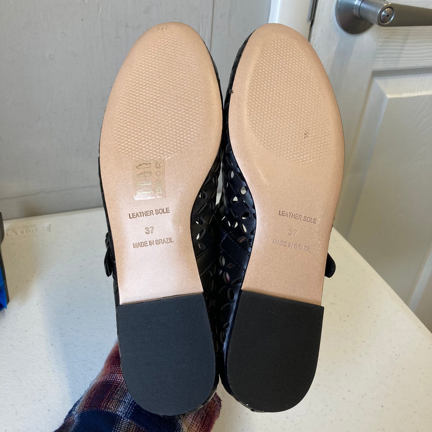 Shoes Flats By Anthropologie In Black, Size:6.5