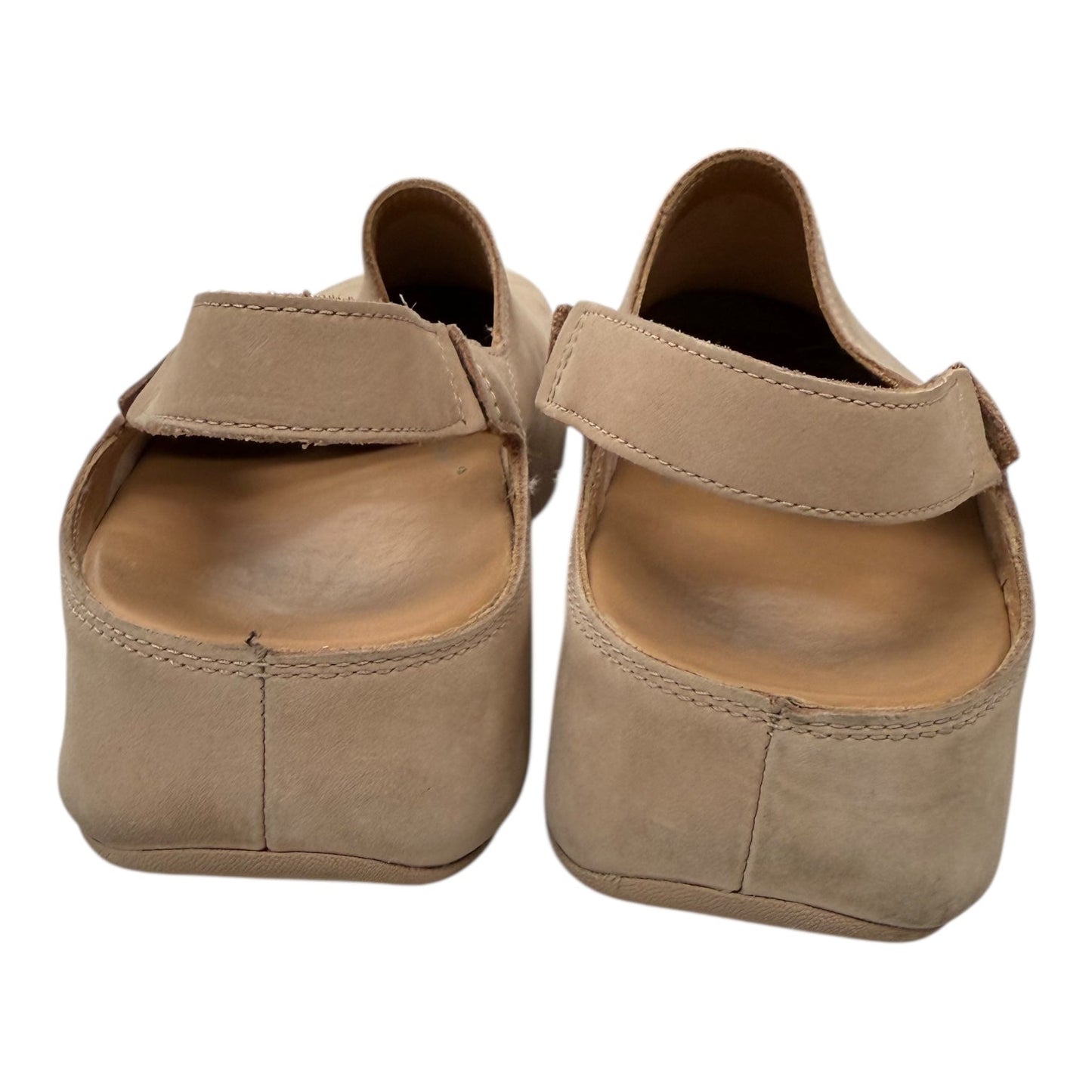 Shoes Flats By Fitflop In Tan, Size:9