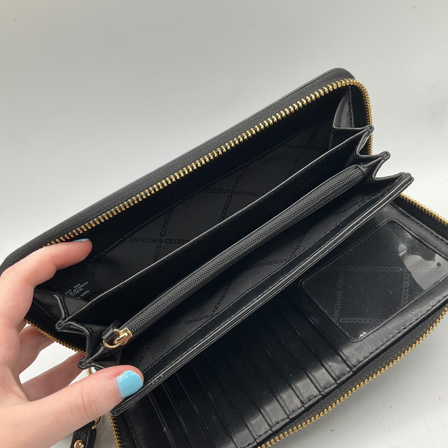 Wristlet Designer By Michael Kors, Size: Medium