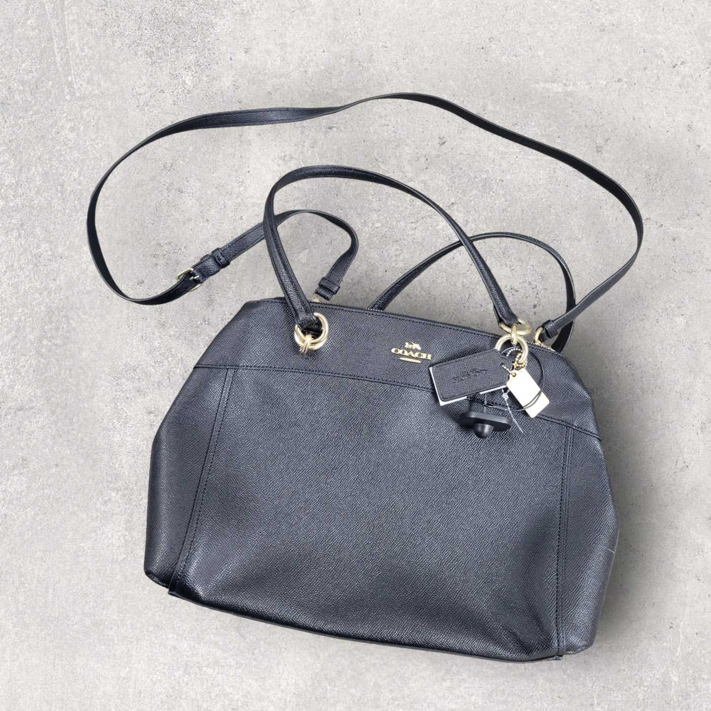 Handbag Designer By Coach Size: Large