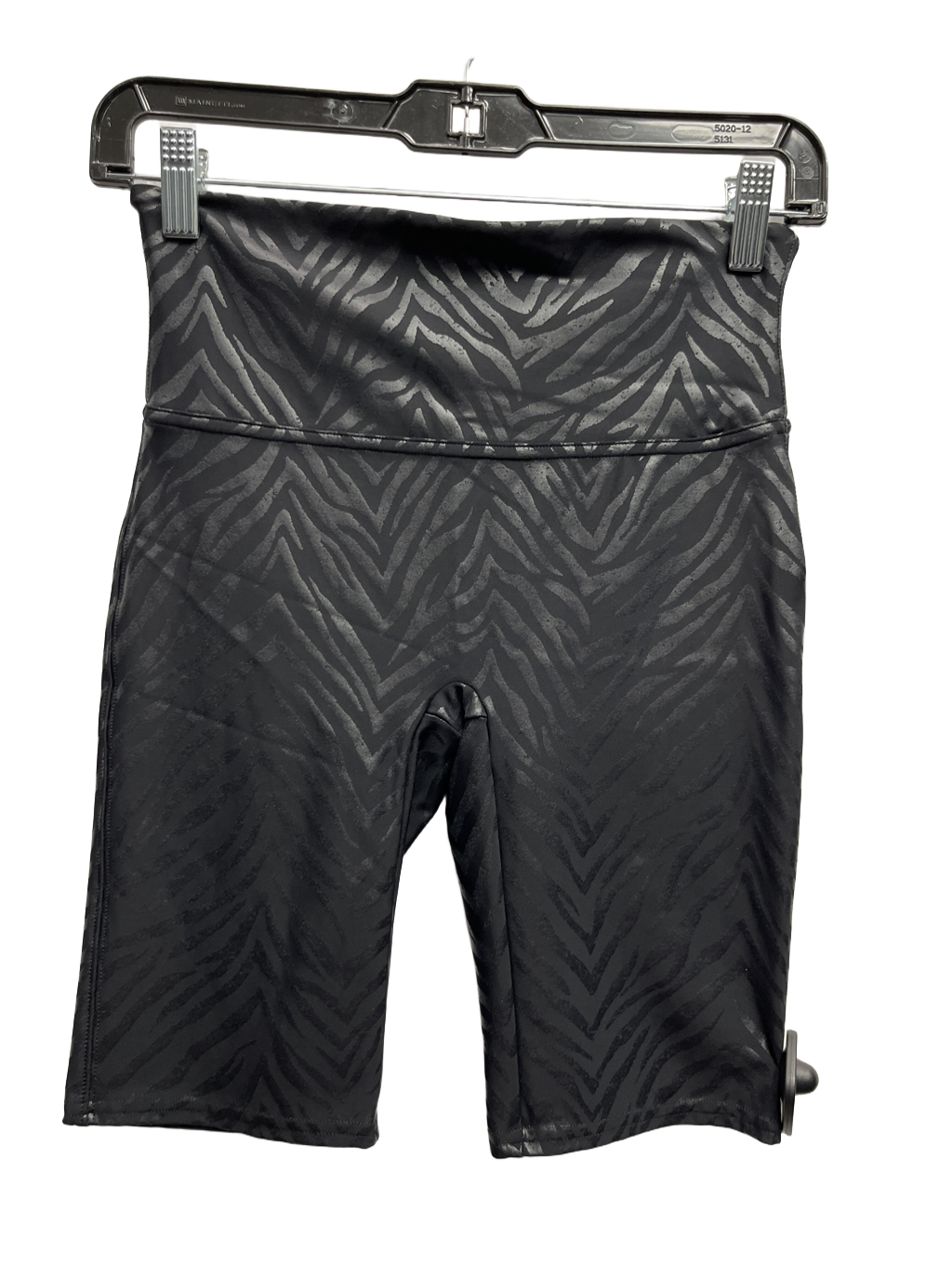 Shorts By Spanx Size: M