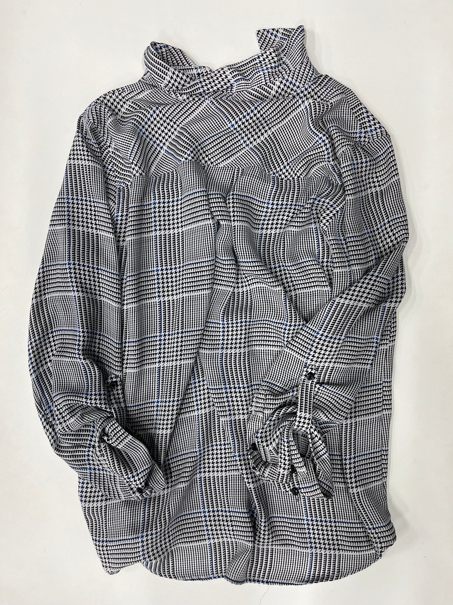 Blouse Long Sleeve By Investments Size: S