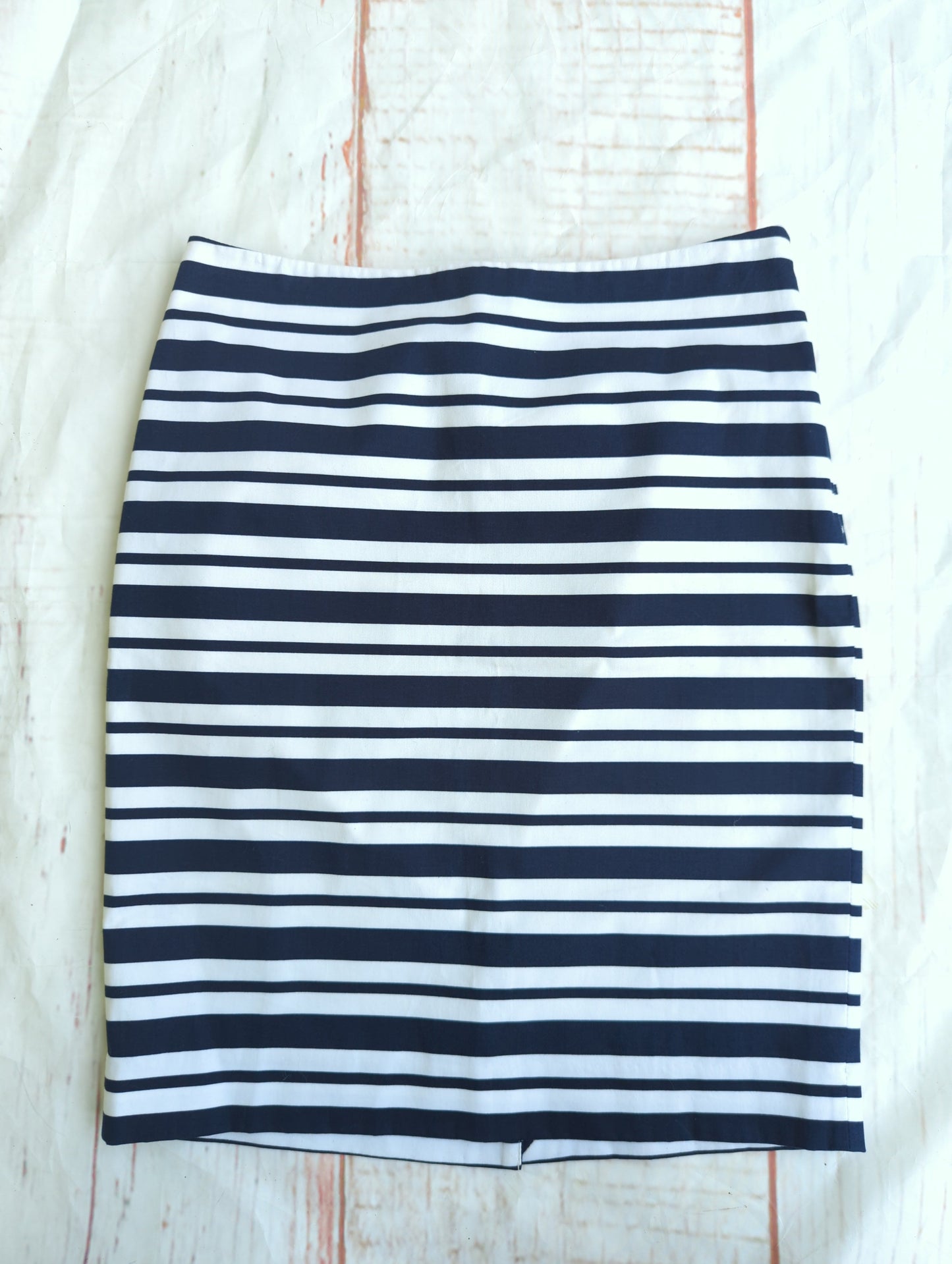 Skirt Mini & Short By Limited Size: 4