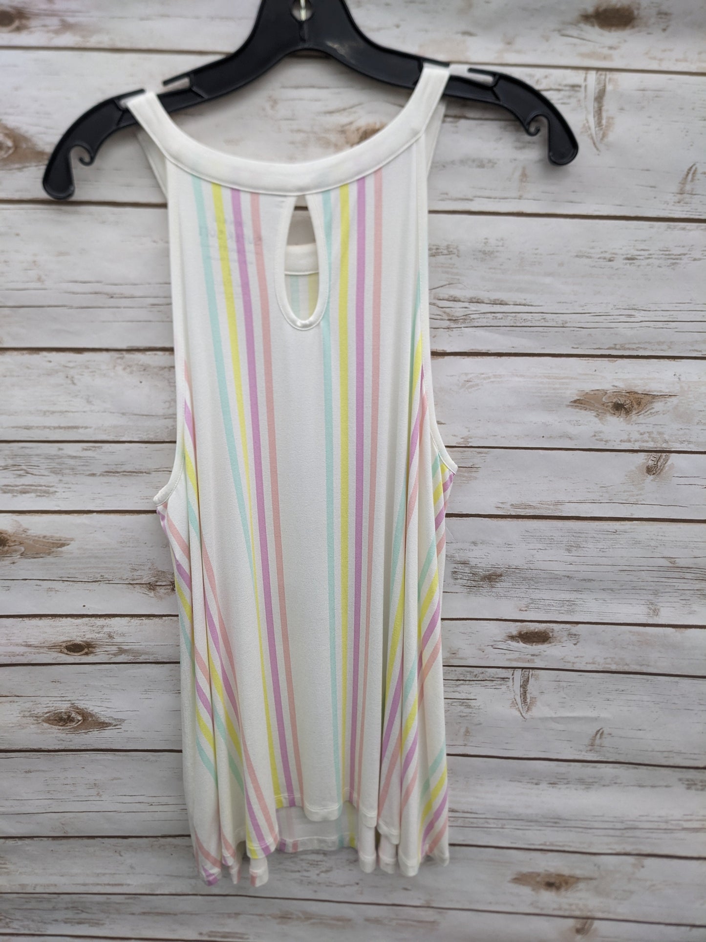 Top Sleeveless By Torrid Size: 1x