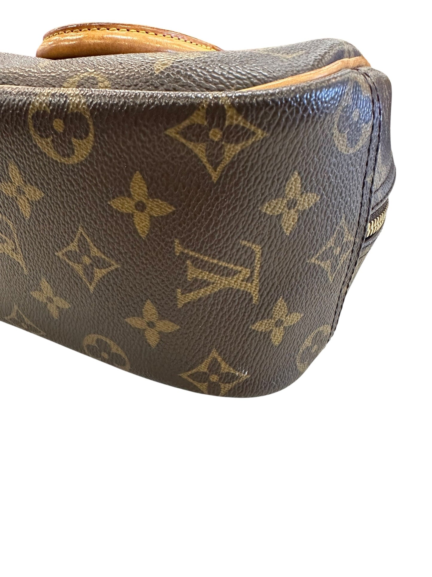 Handbag Luxury Designer By Louis Vuitton In Brown, Size:Medium