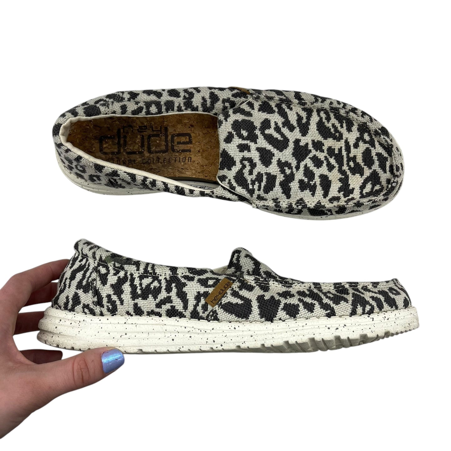 Shoes Flats By Hey Dude In Animal Print, Size:9