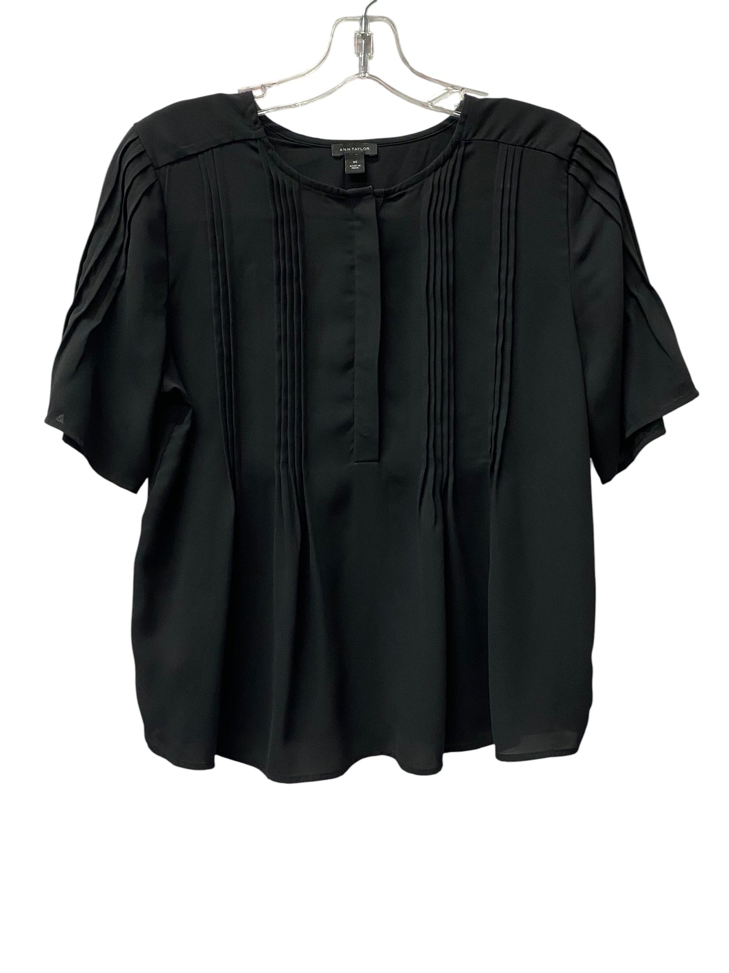 Top Ss By Ann Taylor In Black, Size:Xs