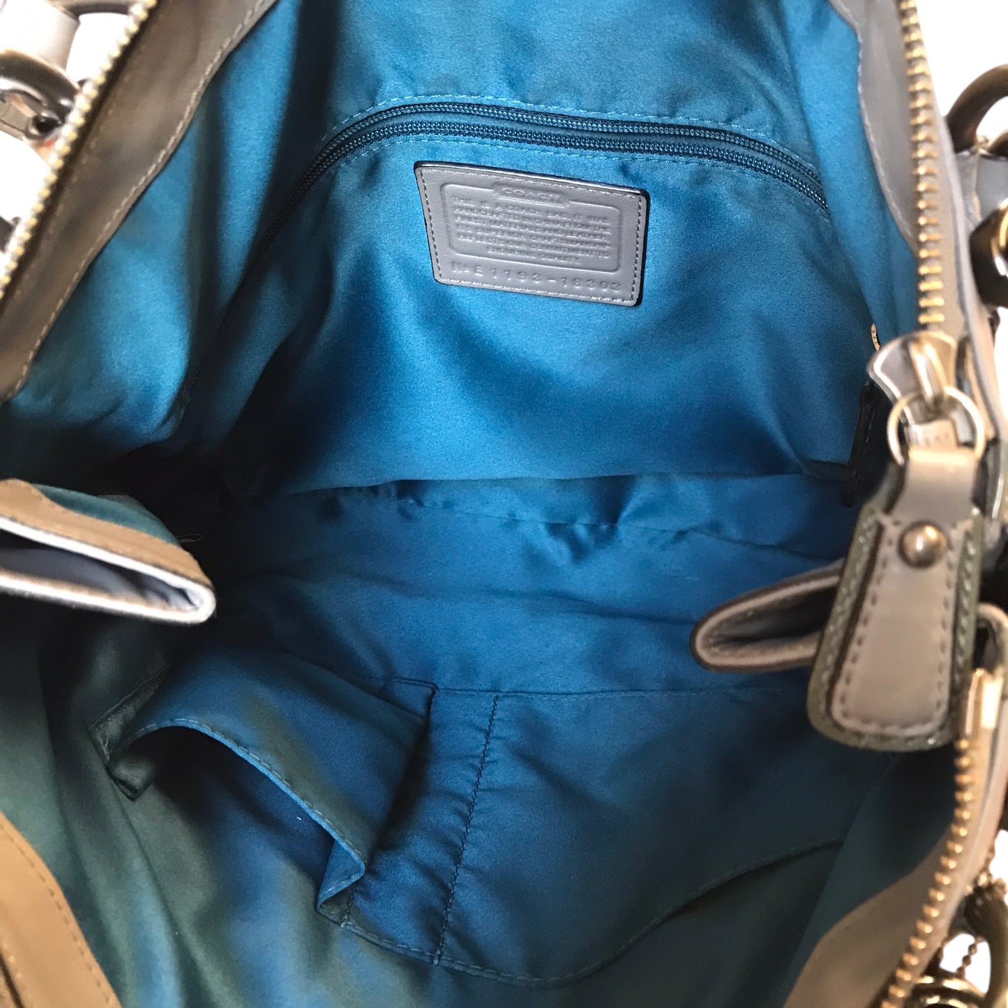 Handbag Designer By Coach In Grey, Size:Large