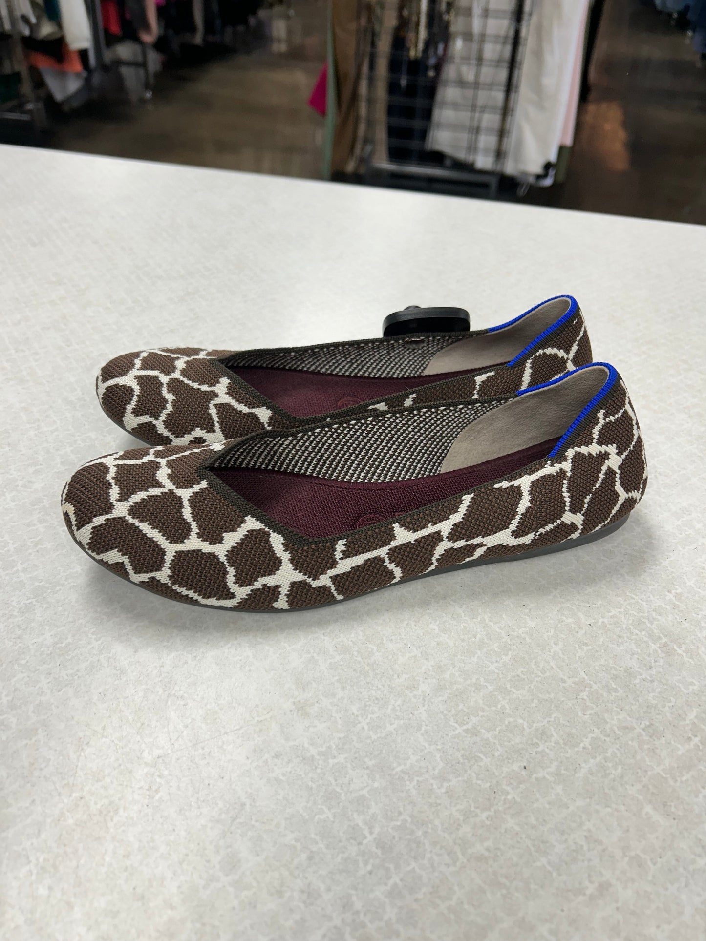 Shoes Flats By Rothys In Brown & Cream, Size:8