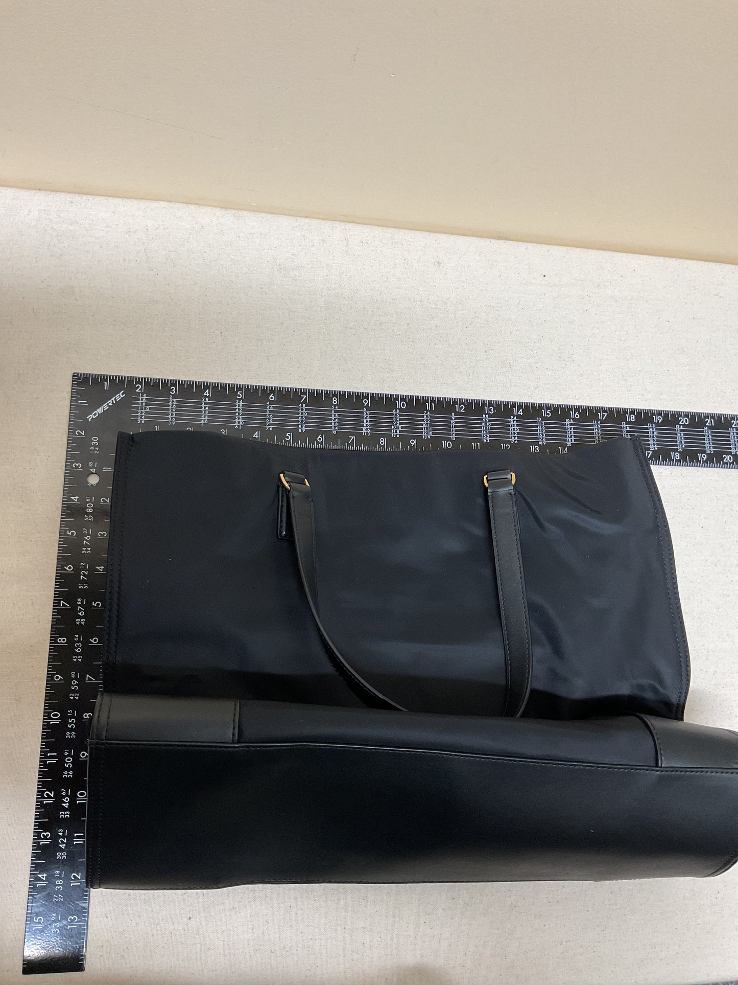 Handbag Designer By Tory Burch In Black, Size:Large