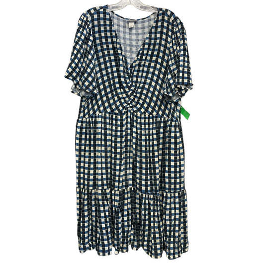 Dress Casual Short By Ava & Viv In Checkered Pattern, Size:1X