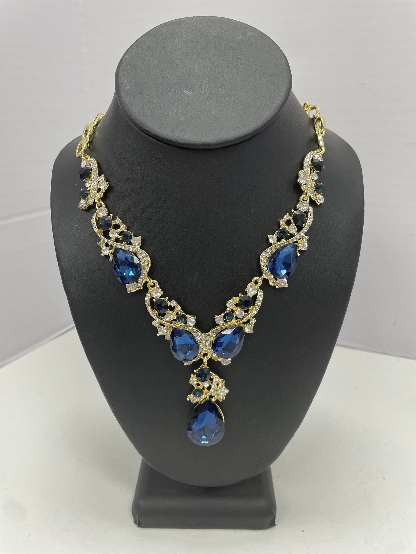 Necklace Set By Clothes Mentor, Size: 02 Piece Set
