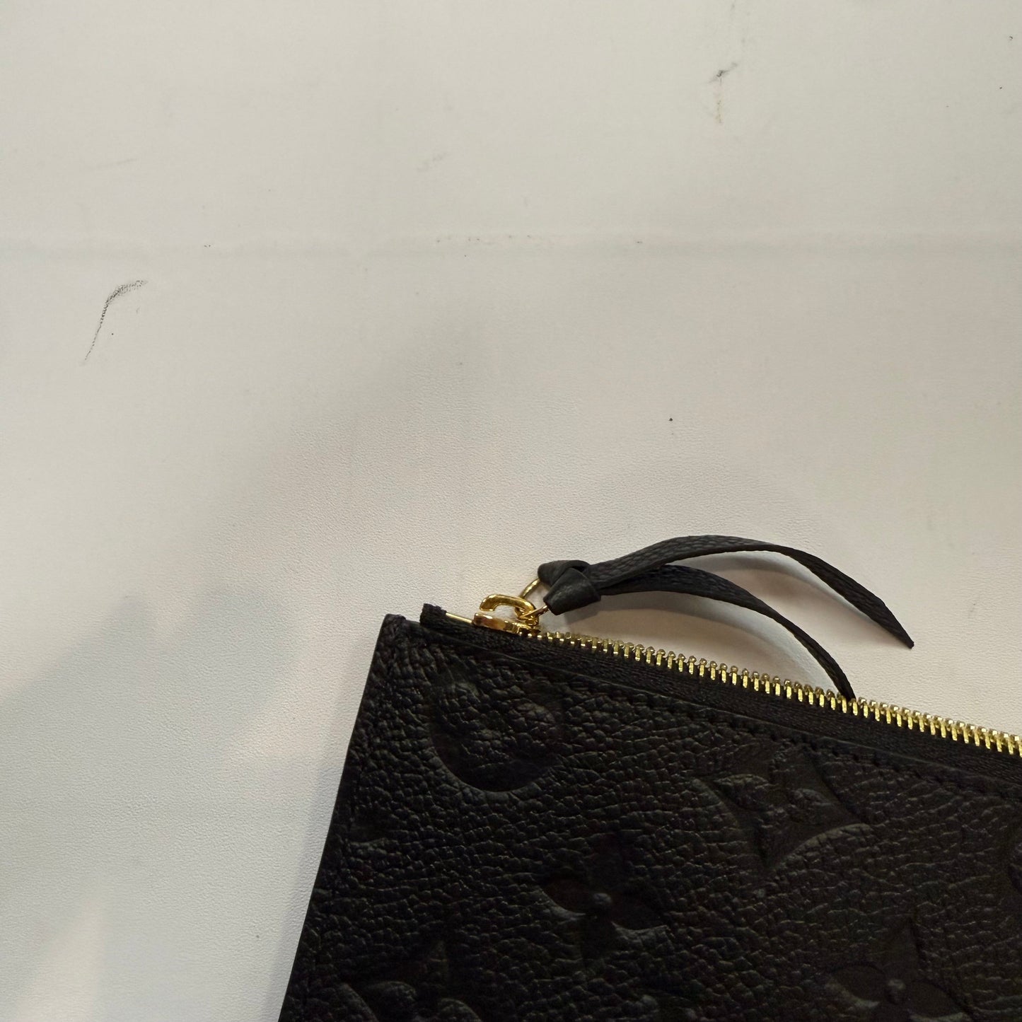 Crossbody Luxury Designer By Louis Vuitton, Size: Small