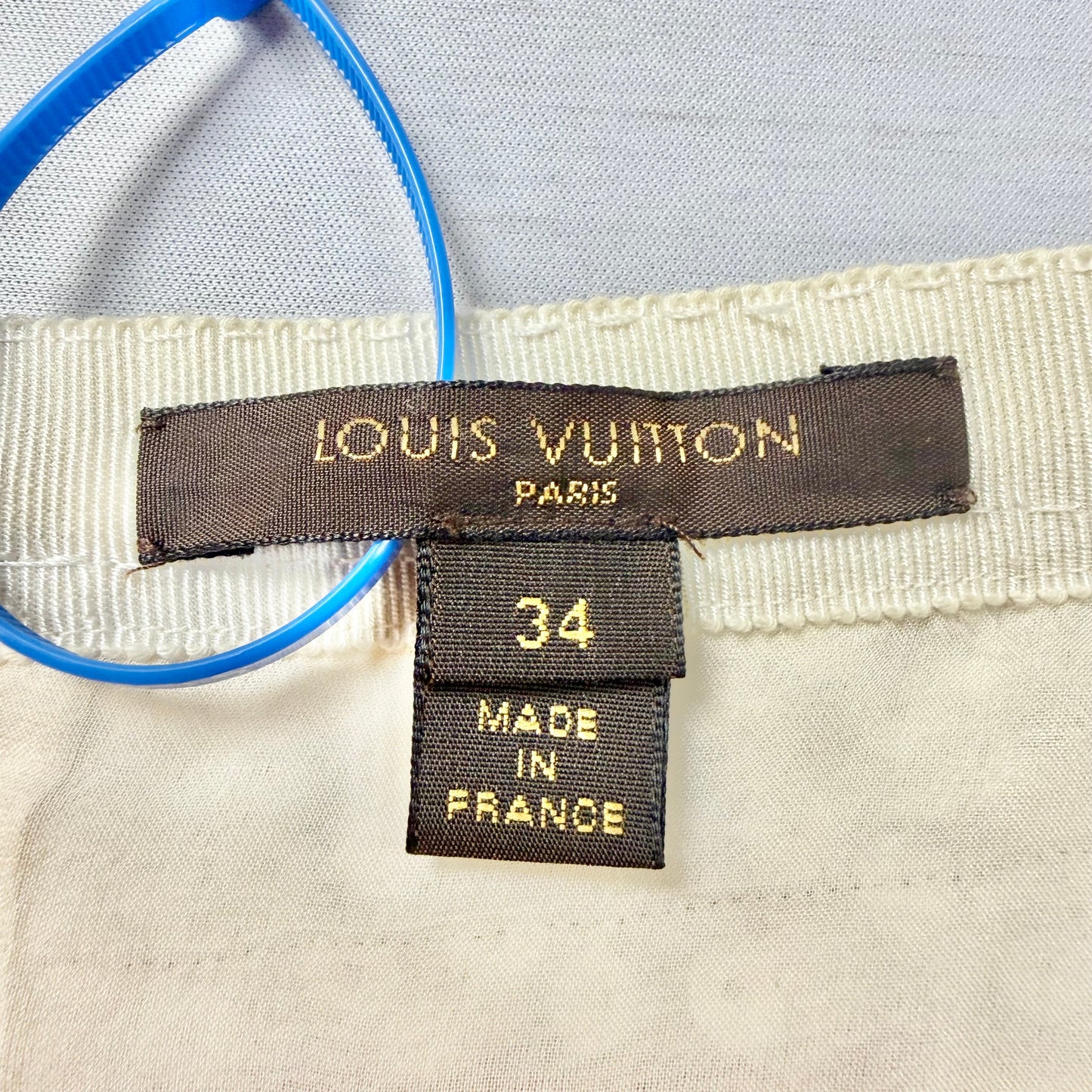Skirt Luxury Designer By Louis Vuitton In Cream, Size: 2