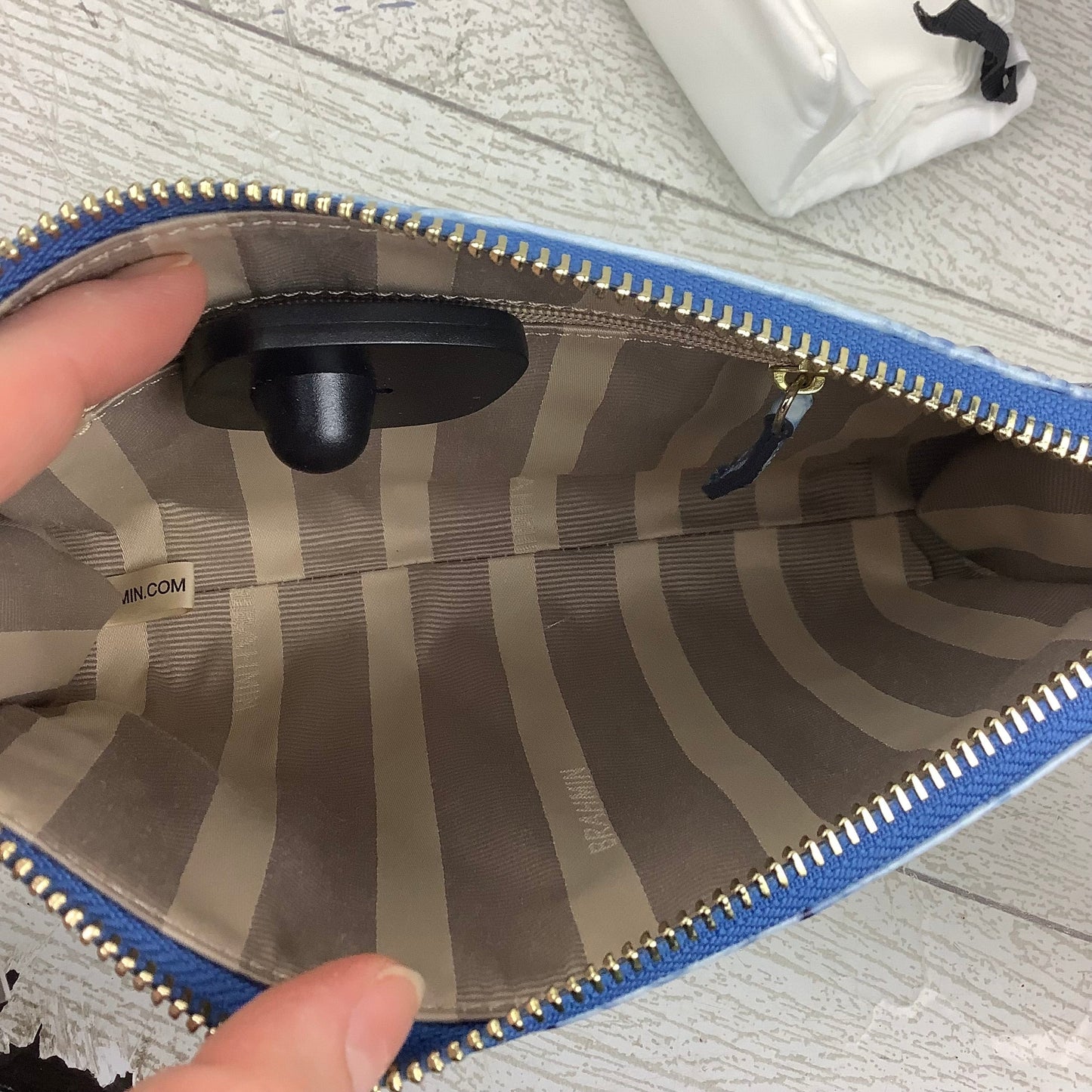 Wristlet Designer By Brahmin, Size: Large