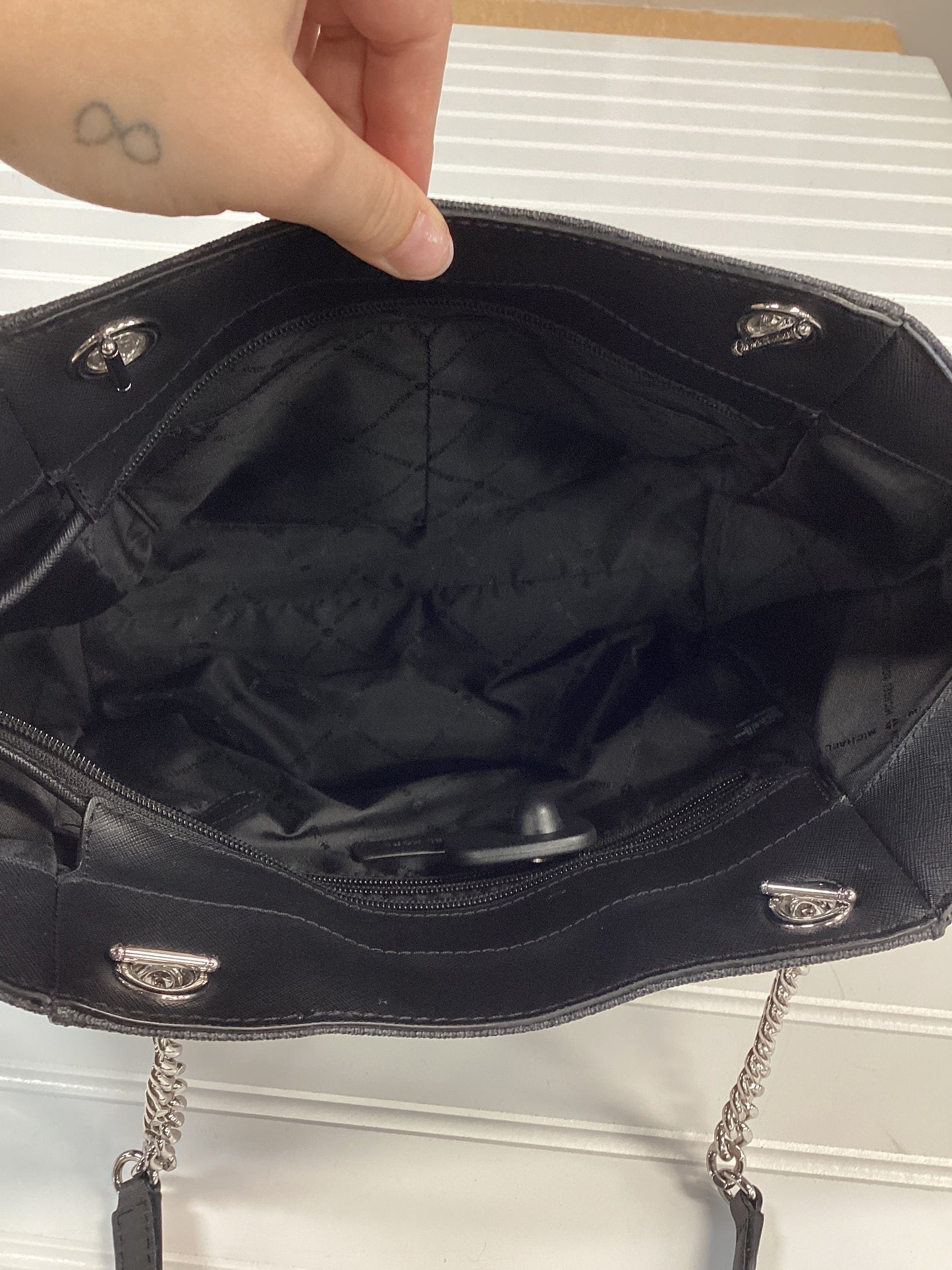 Handbag Designer By Michael Kors In Black, Size:Large