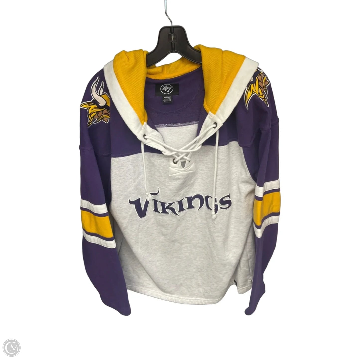 Athletic Sweatshirt Crewneck By Clothes Mentor In Purple & Yellow, Size: M