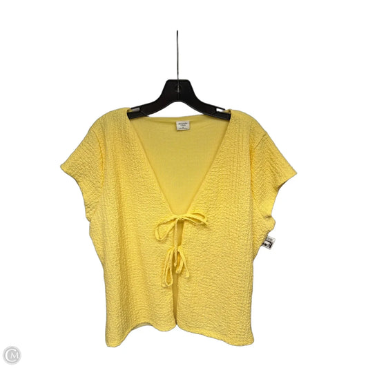 Top Short Sleeve By Abercrombie And Fitch In Yellow, Size: Xl
