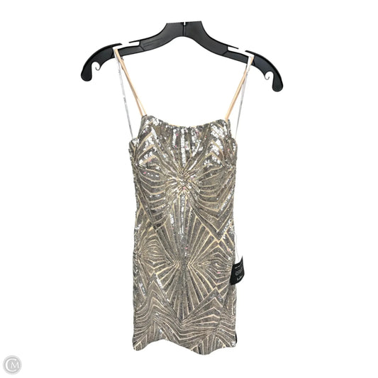 Dress Party Short By Lulus In Silver, Size: Xs
