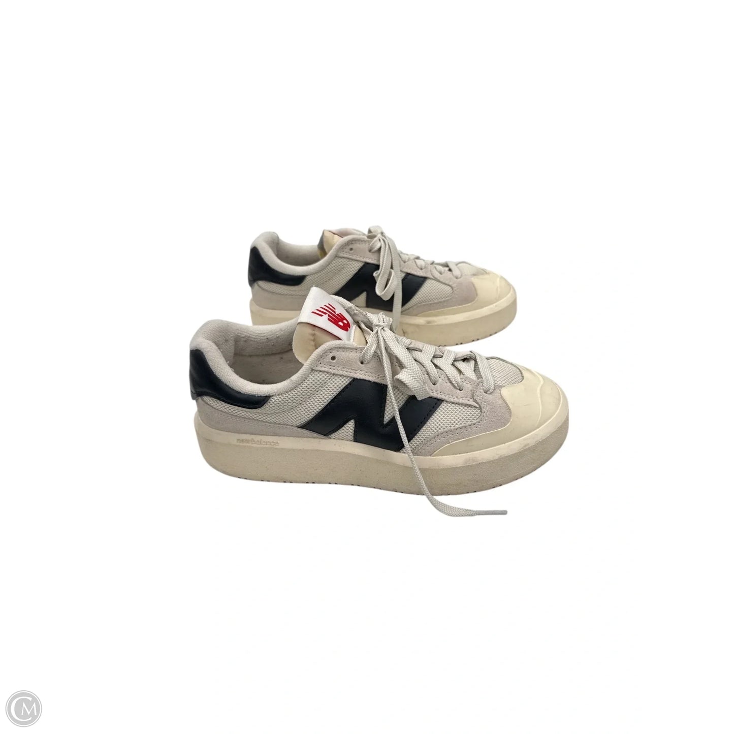 Shoes Sneakers By New Balance In Cream, Size: 7.5