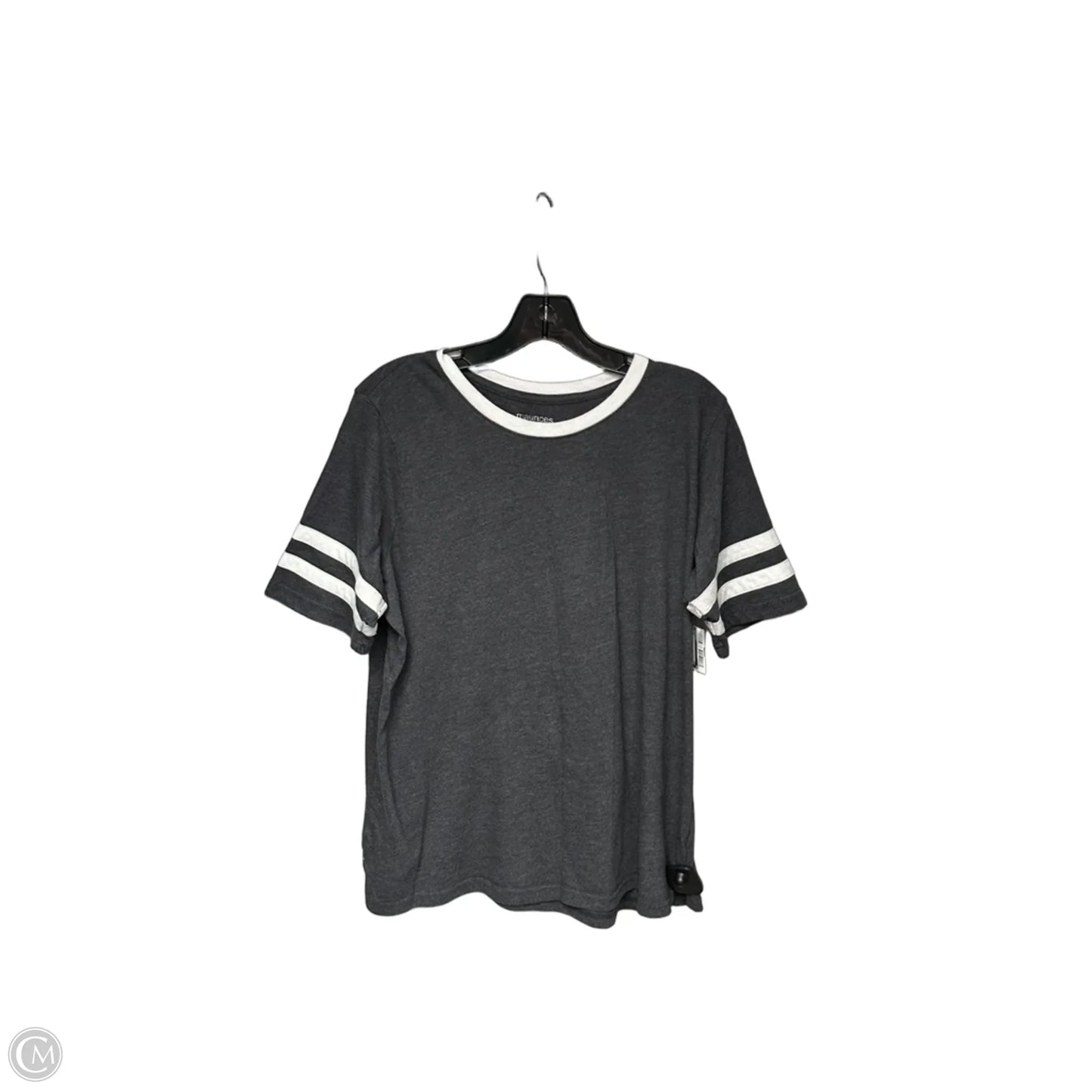 Top Short Sleeve By Maurices In Grey, Size: Xl