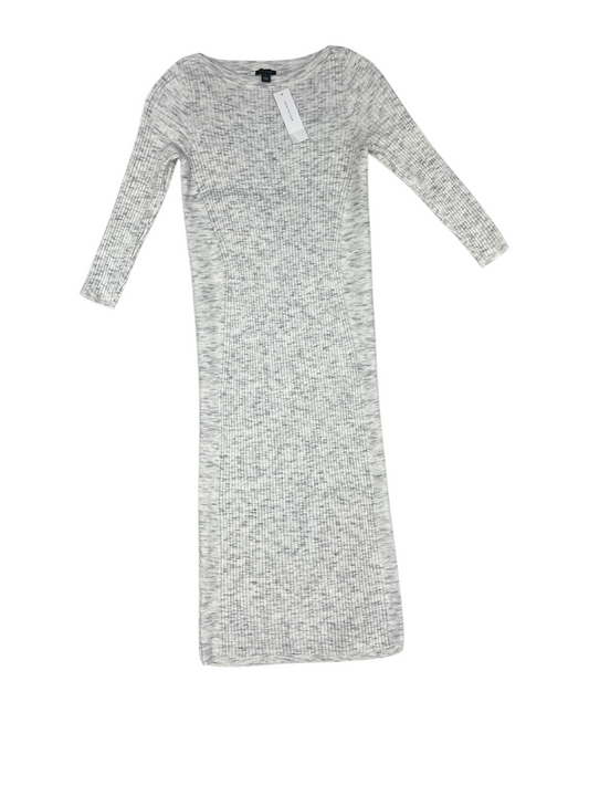 Dress Casual Maxi By Ann Taylor In Grey & White, Size: S