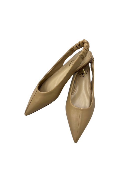 Shoes Flats By Sam Edelman In Beige, Size: 5