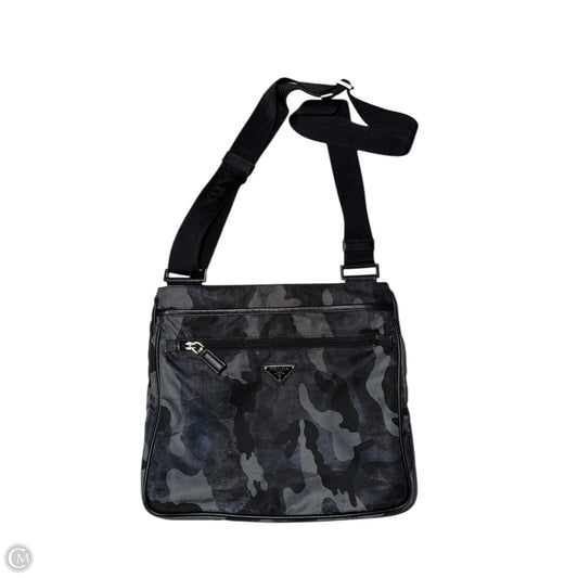 Crossbody Luxury Designer By Prada, Size: Medium