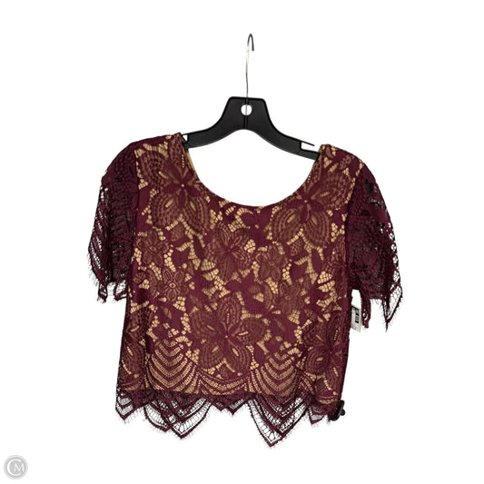 Top Short Sleeve By Express In Maroon, Size: M