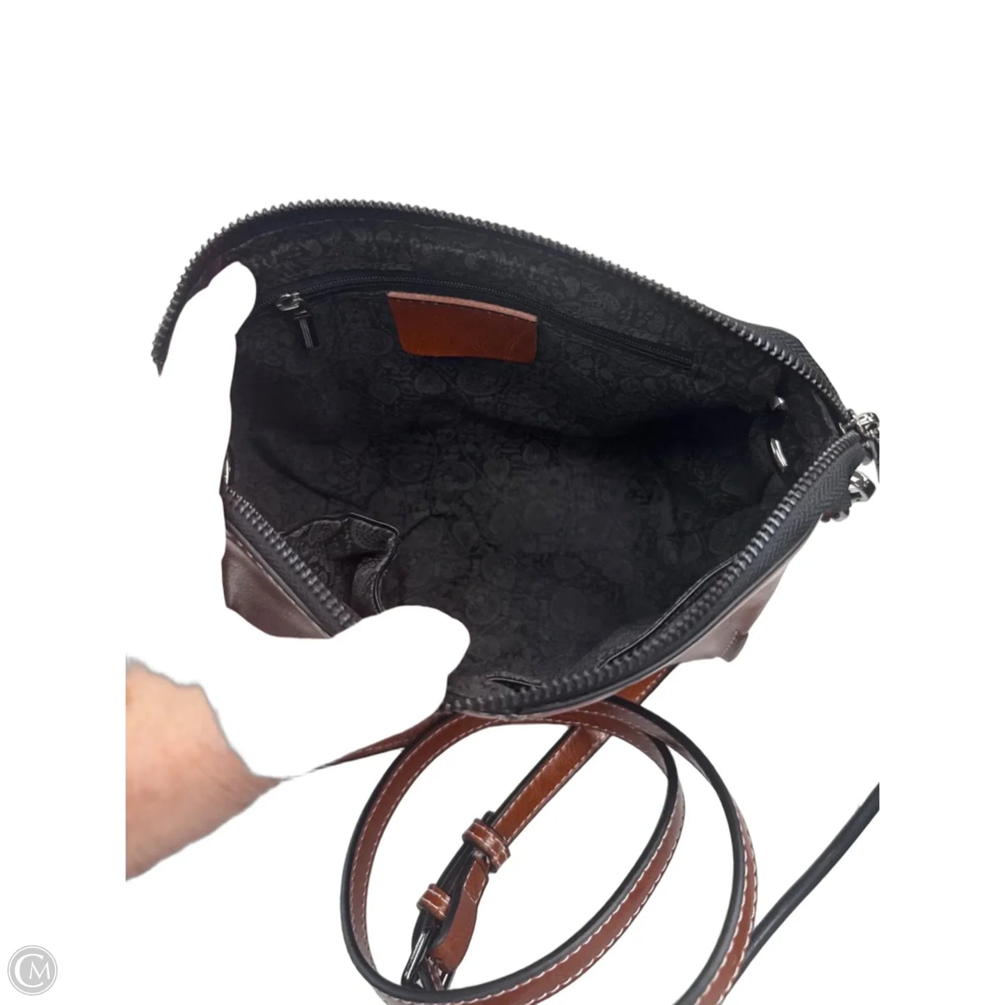 Crossbody By Clothes Mentor, Size: Small