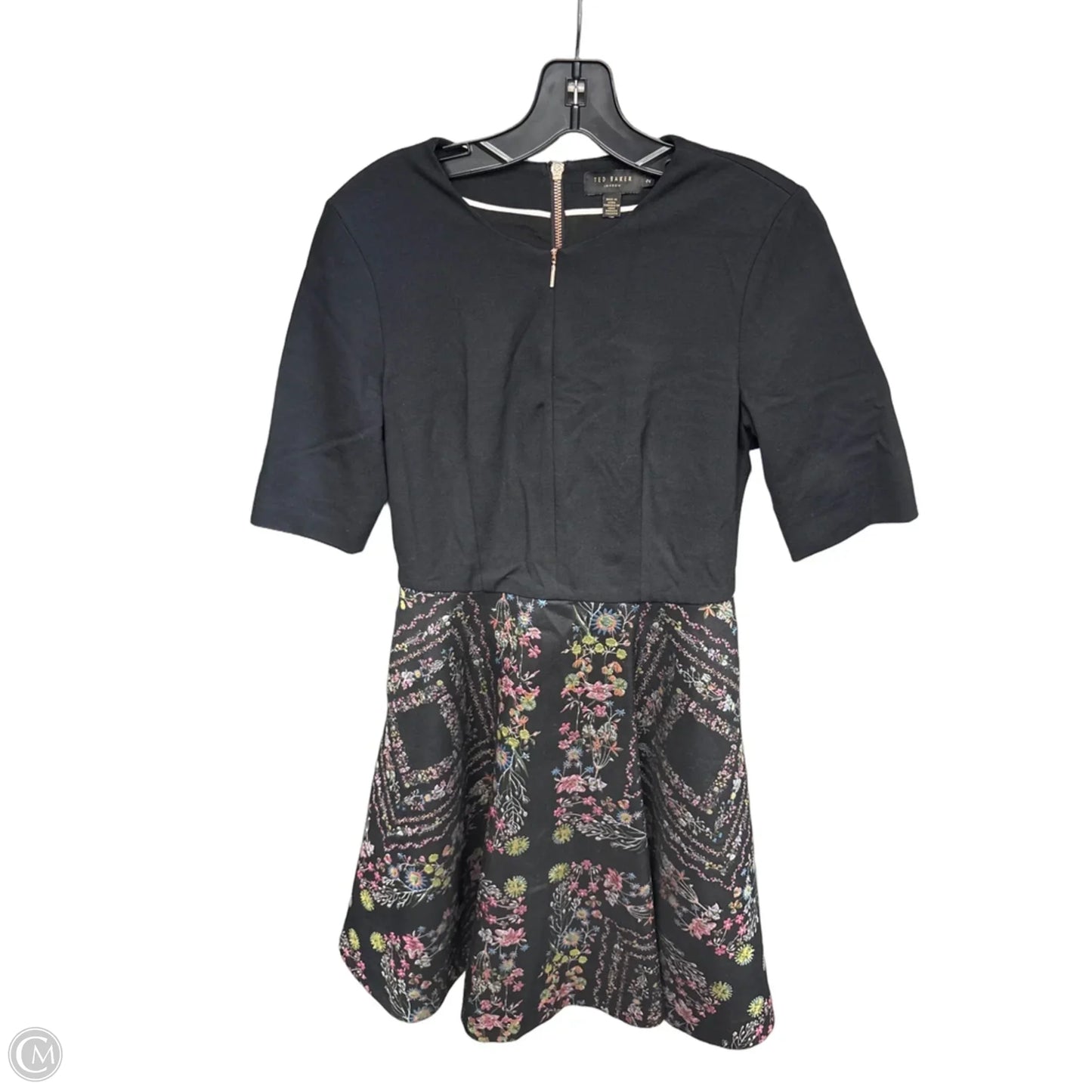 Dress Casual Short By Ted Baker In Floral Print, Size: 2